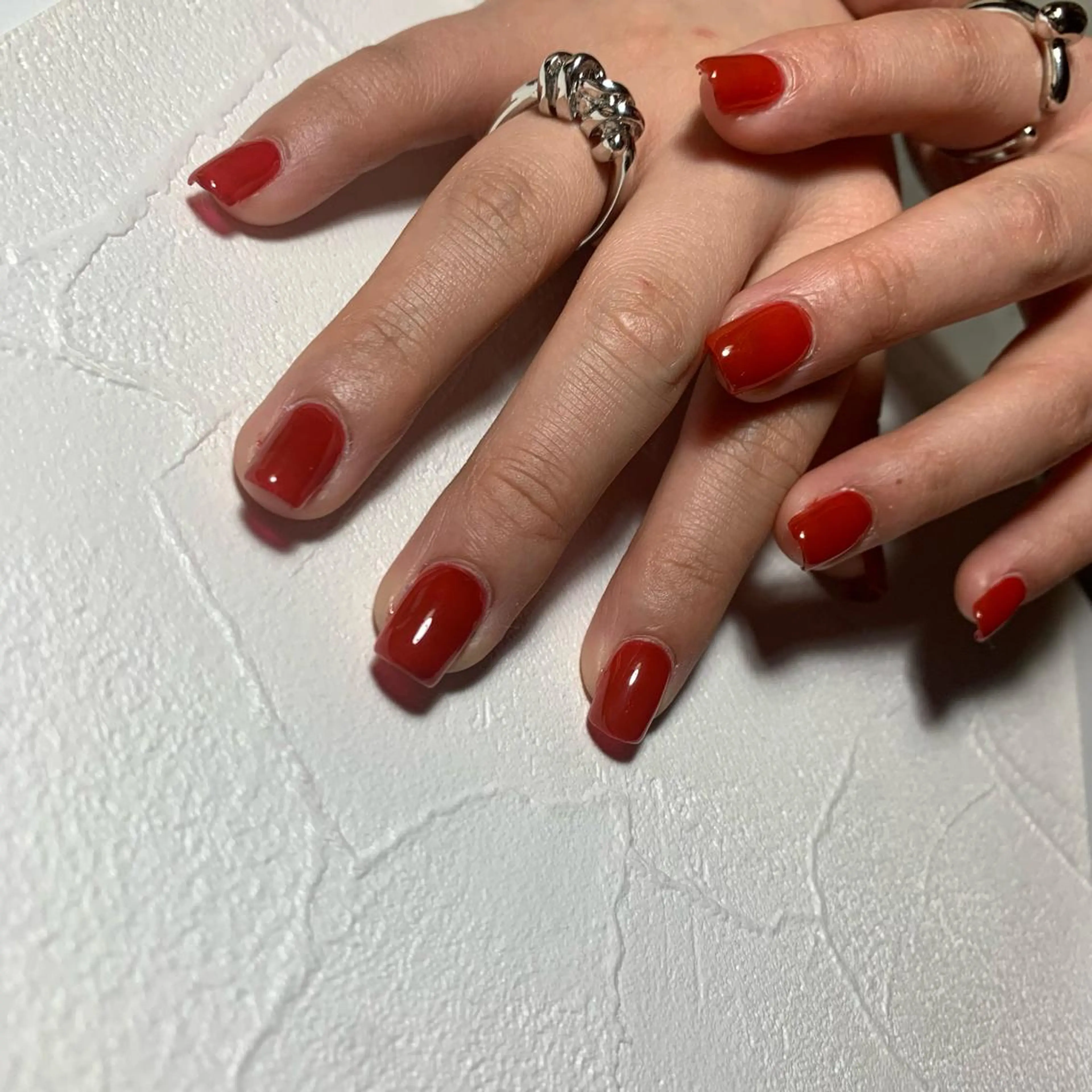 ネイル ワンカラーネイル 赤色 T Kのネイルデザイン