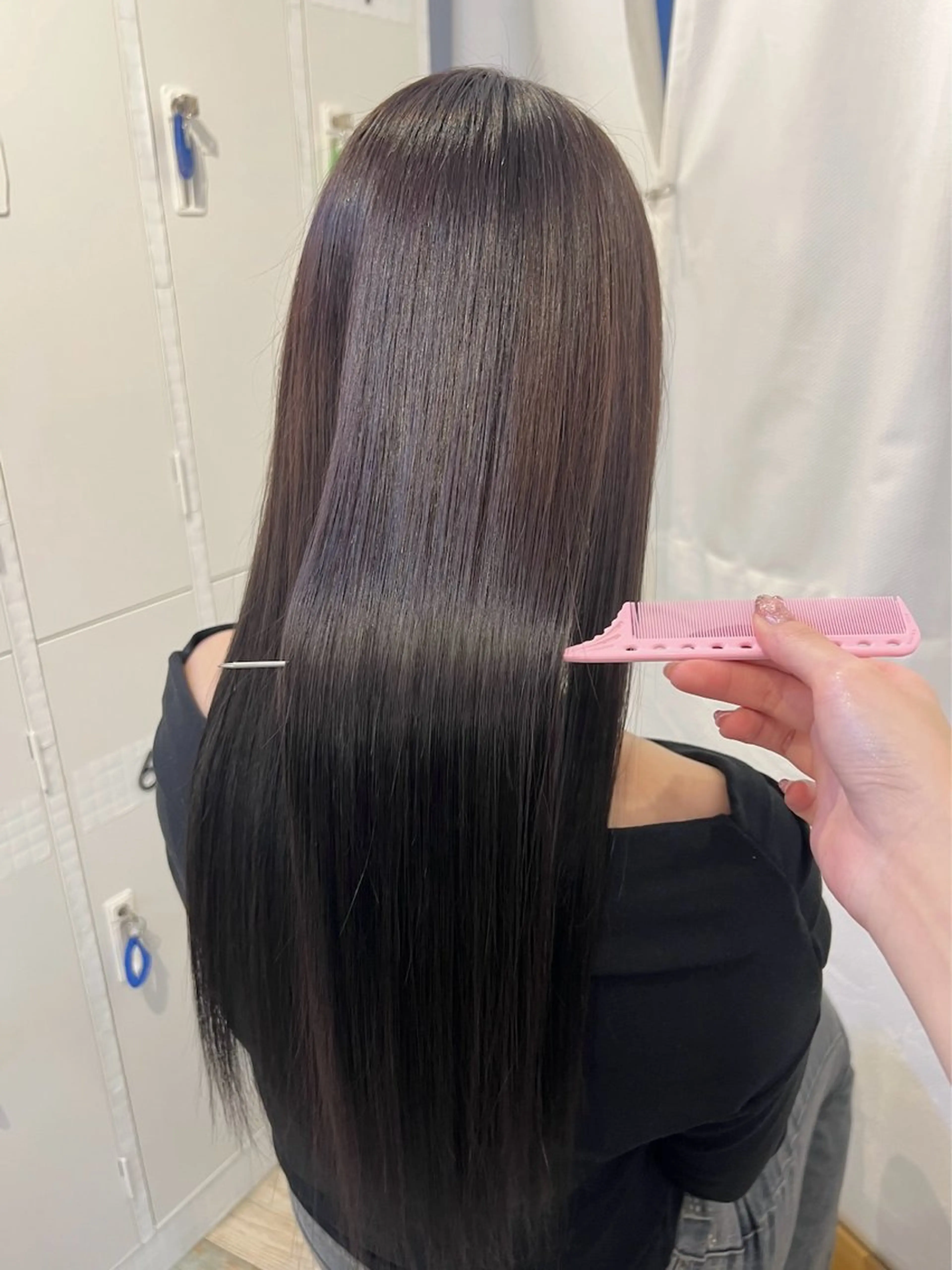 ロング ボブ 顔周りカット 髪質改善 縮毛矯正 縮毛矯正 トリートメント KANA/ボブ/ インナーカラー/艶髪のヘアスタイル