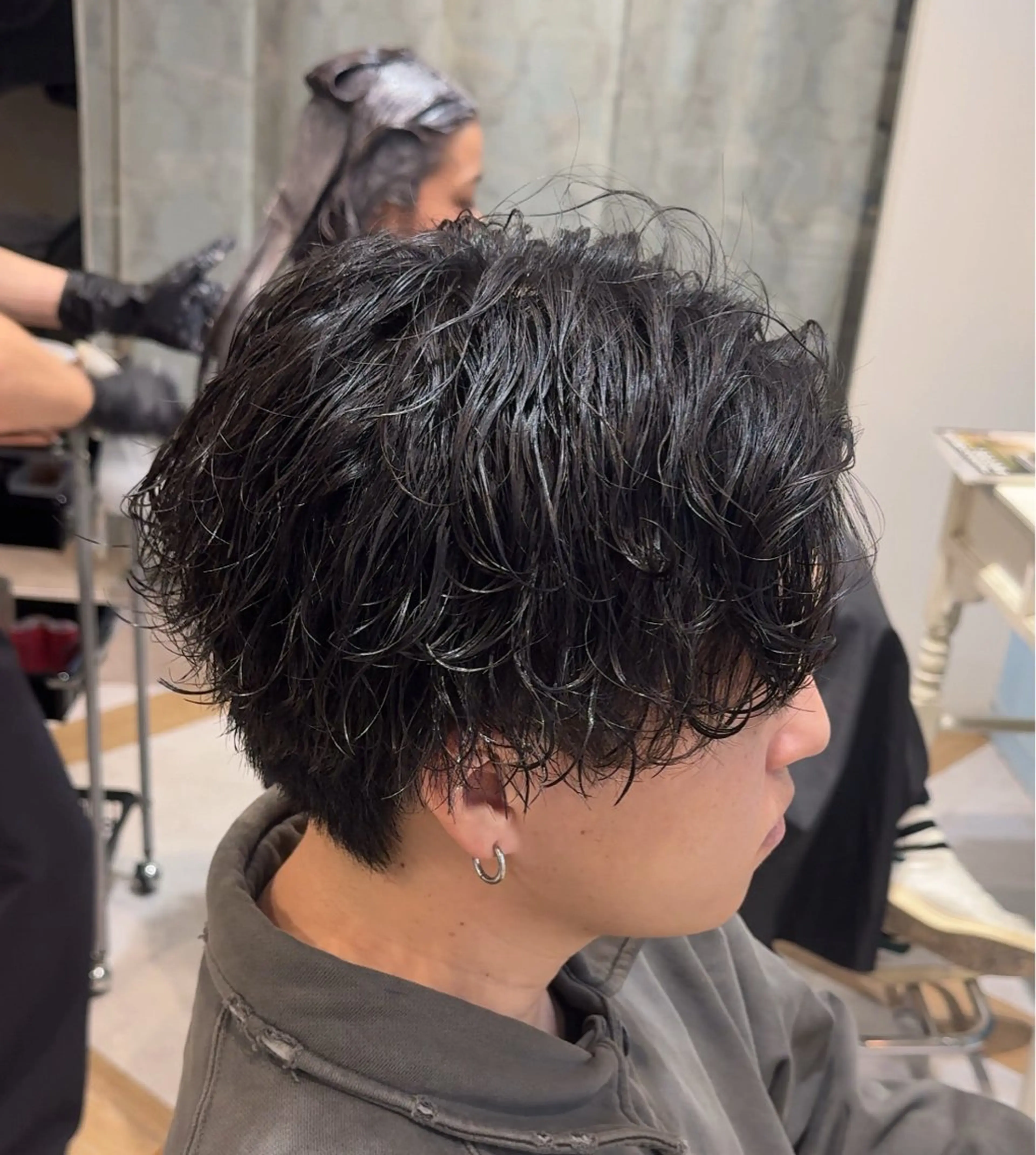 【無造作散らし】メンズカット＋波巻きパーマ🔥＋トリートメント＋スタイリング🌊✨️の写真