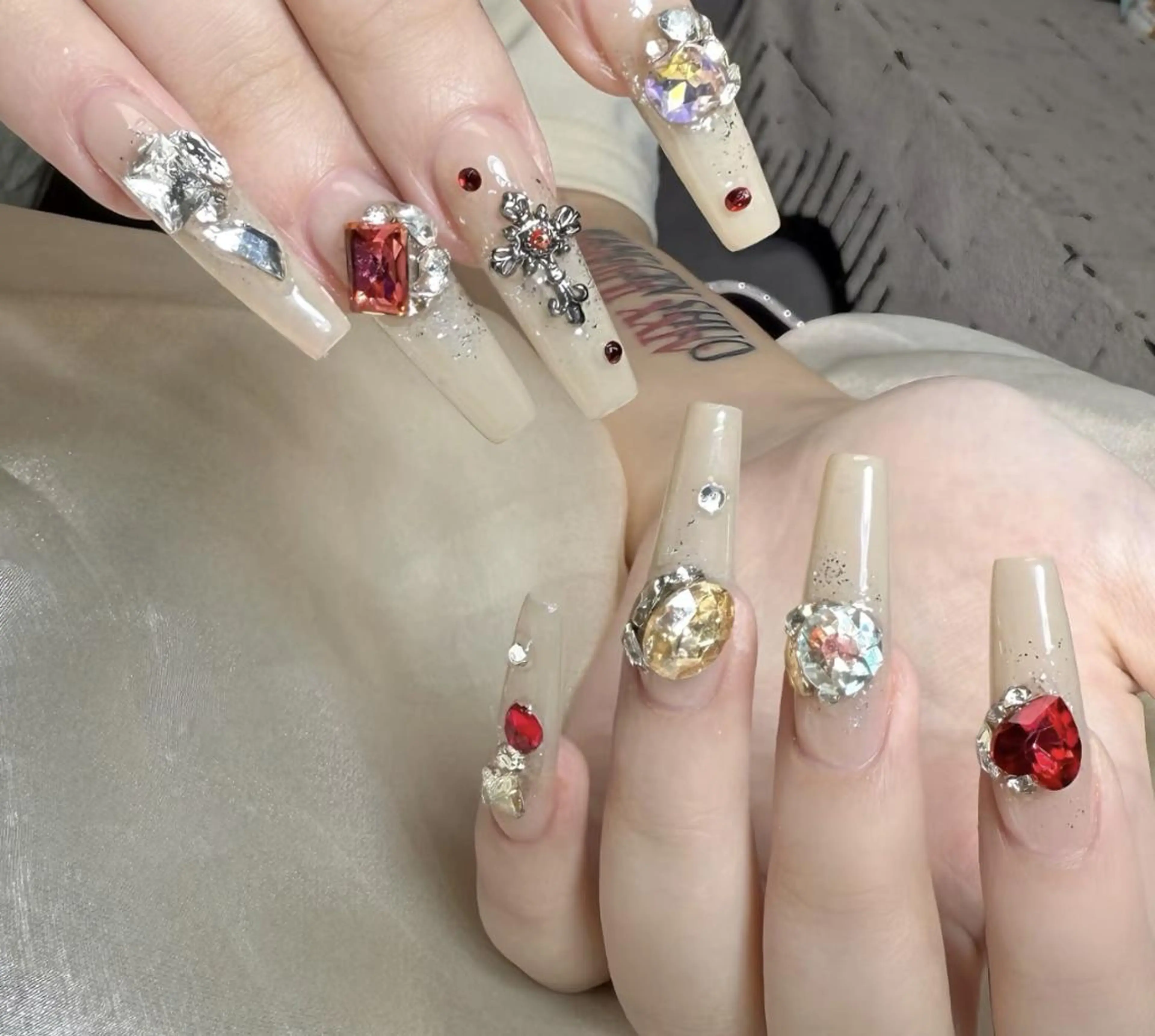 ネイル ハンドネイル Pure&Rich Nailのネイルデザイン