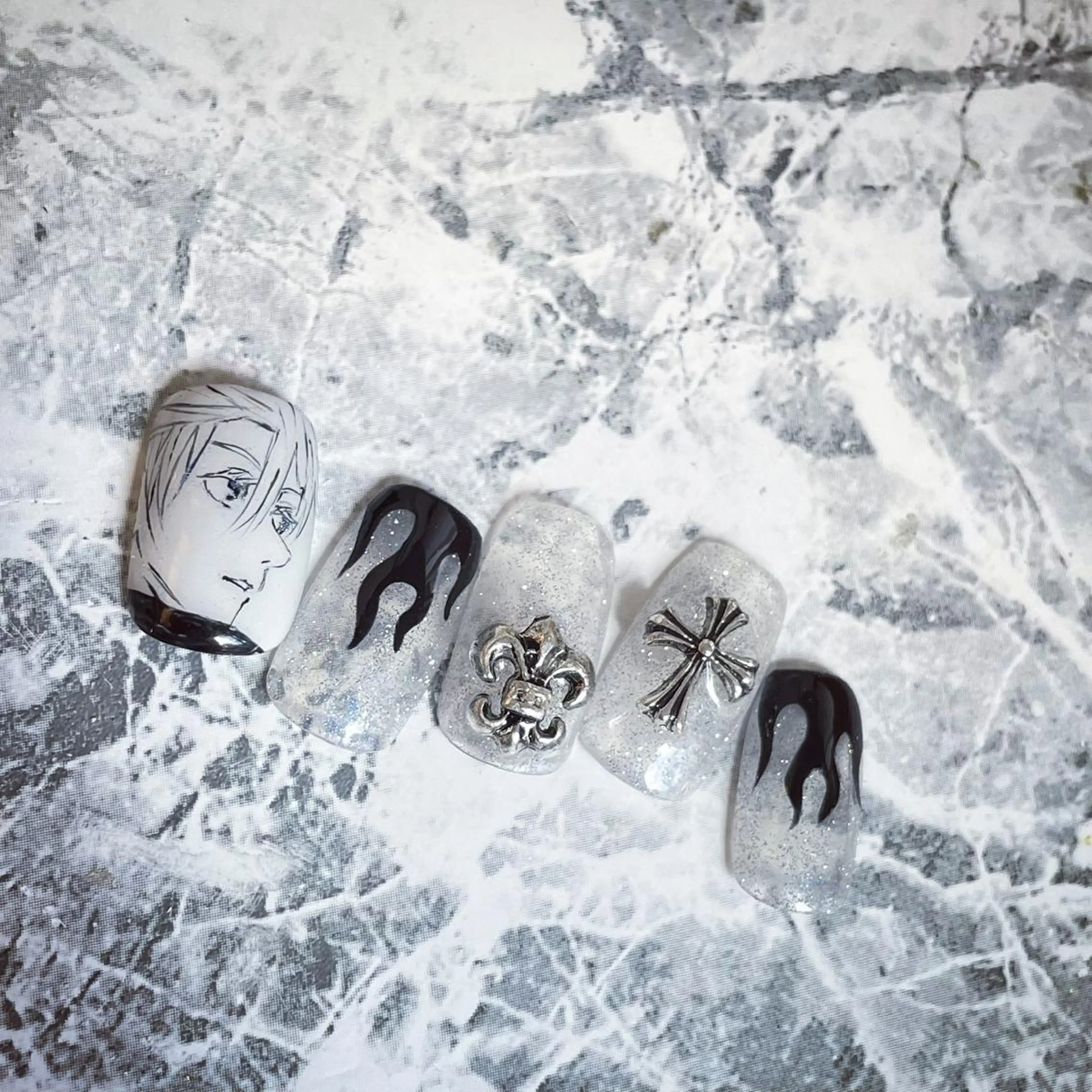 ネイル 中牟田 彩水のネイルデザイン