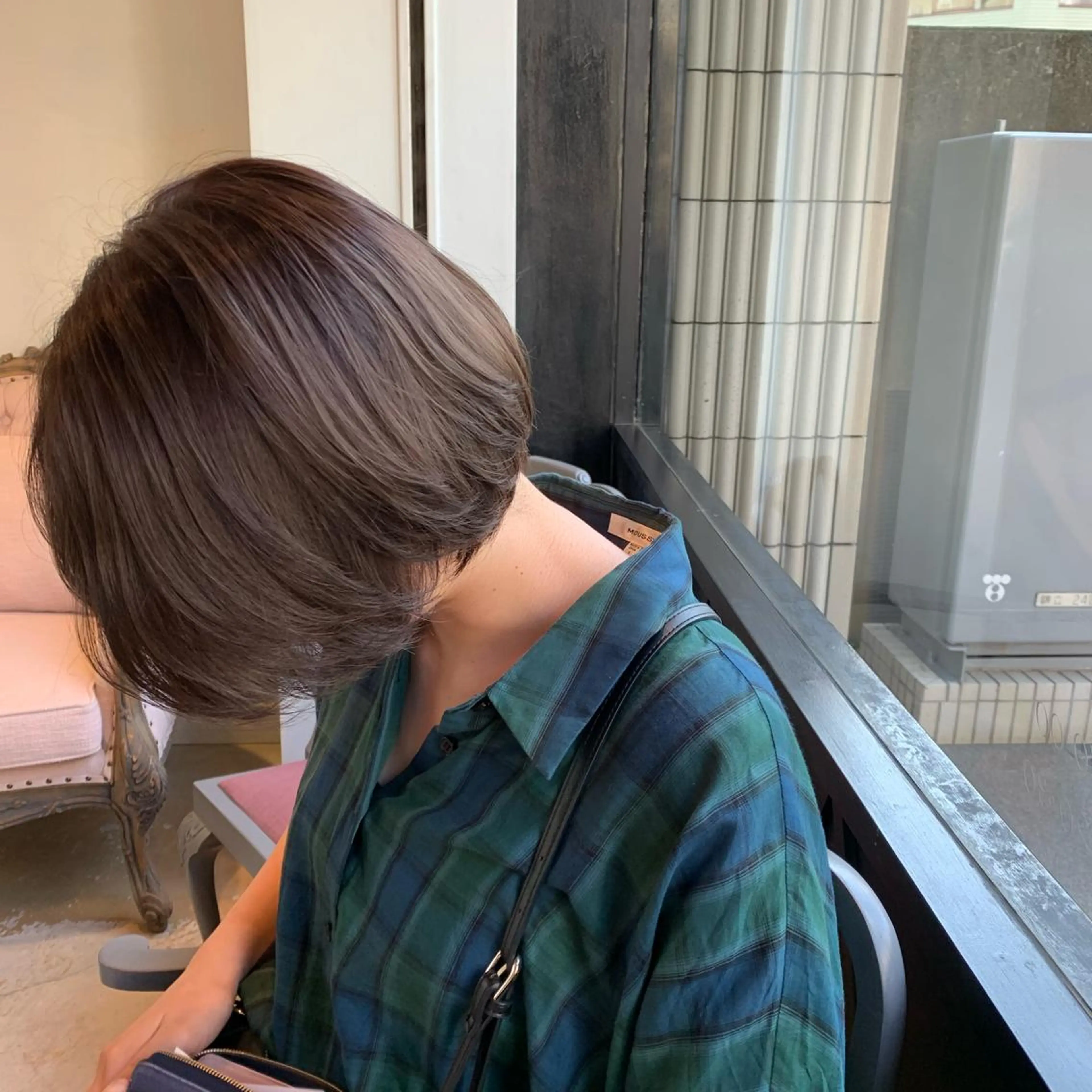 ショート SAKINO. ベージュカラーのヘアスタイル