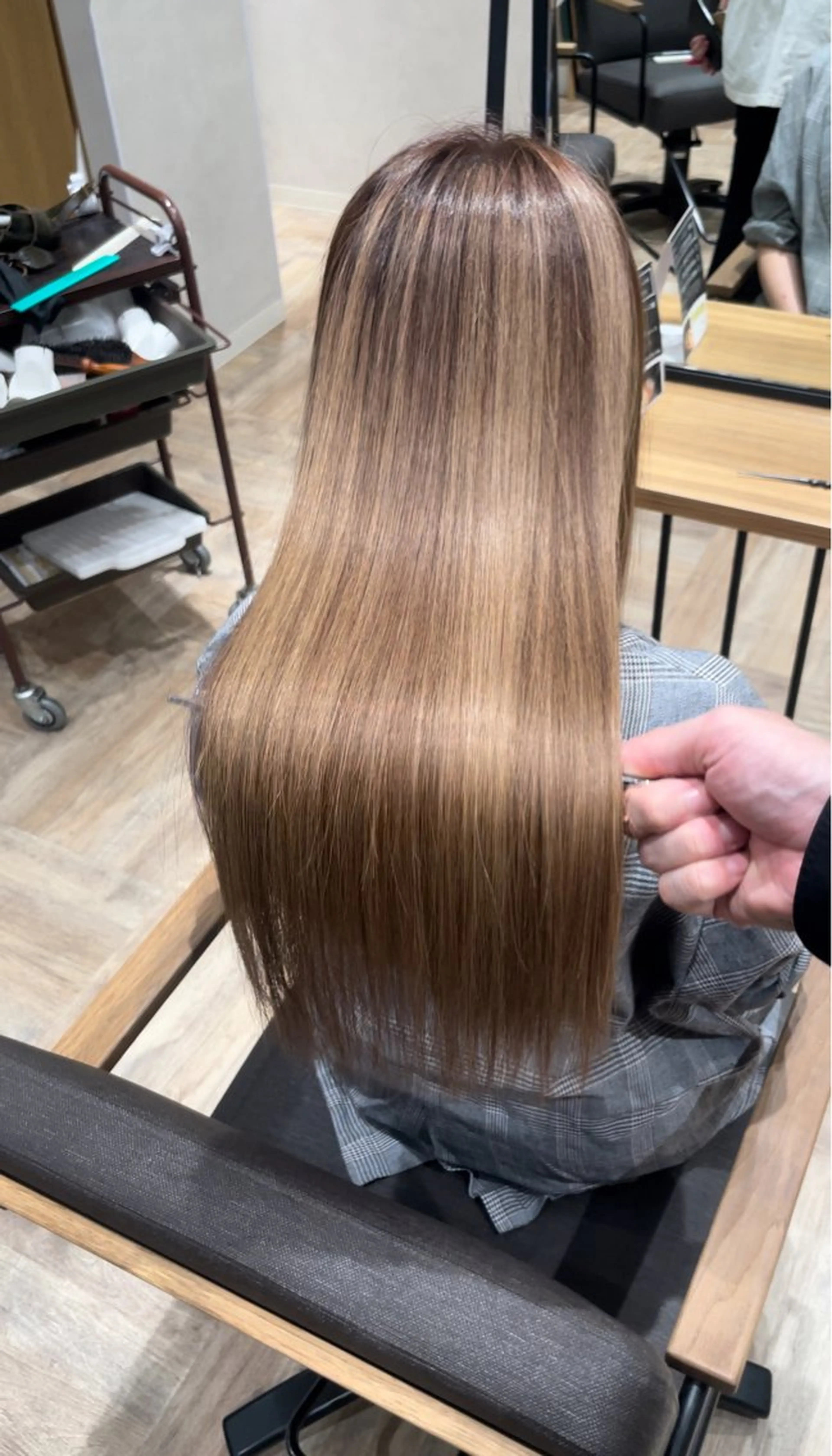 🕊業界で話題🕊髪質改善トリートメント「ベホマ」+カット+艶カラーの写真