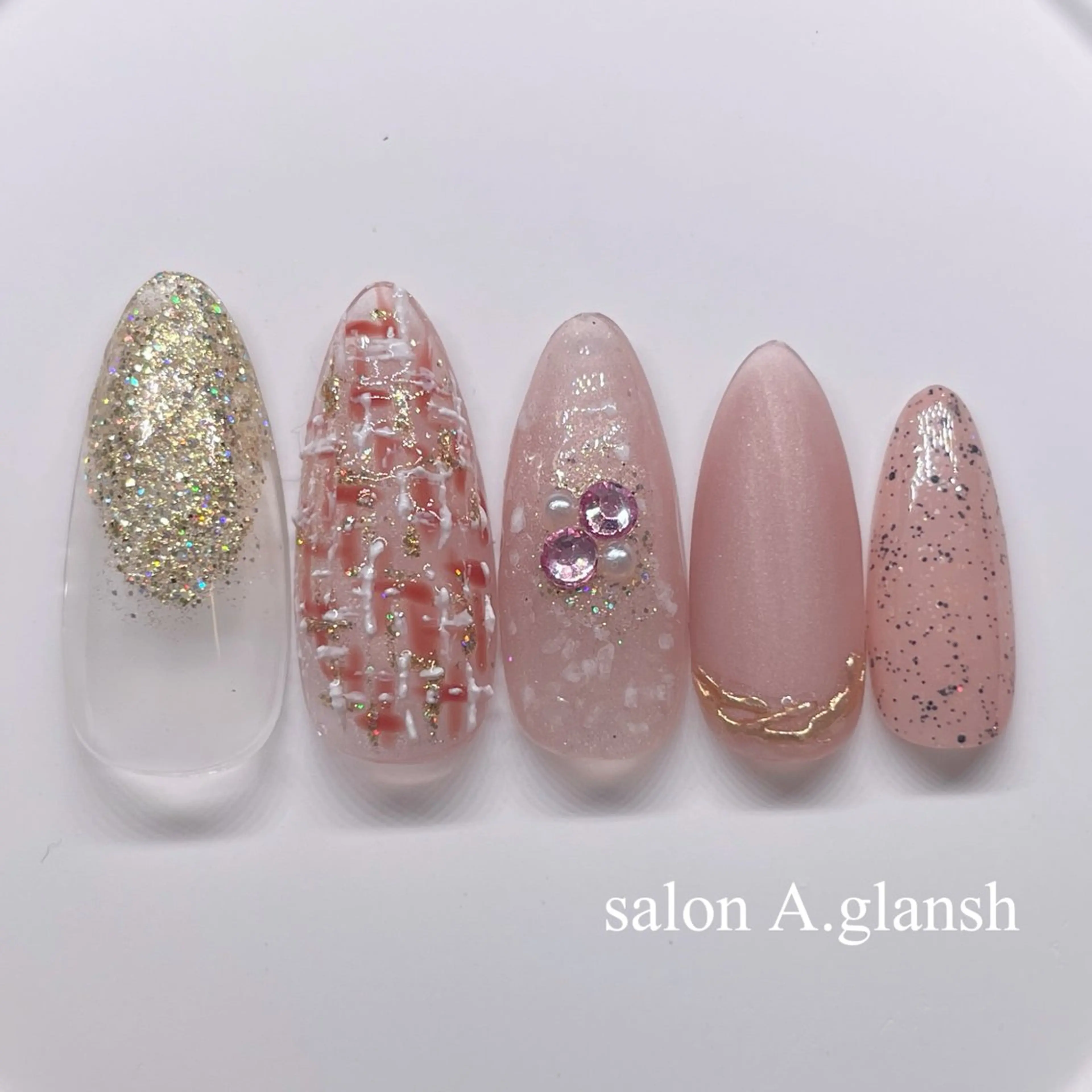 ネイル ハンドネイル 肌質改善salon♪ 効果がわかる♪南森町のネイルデザイン