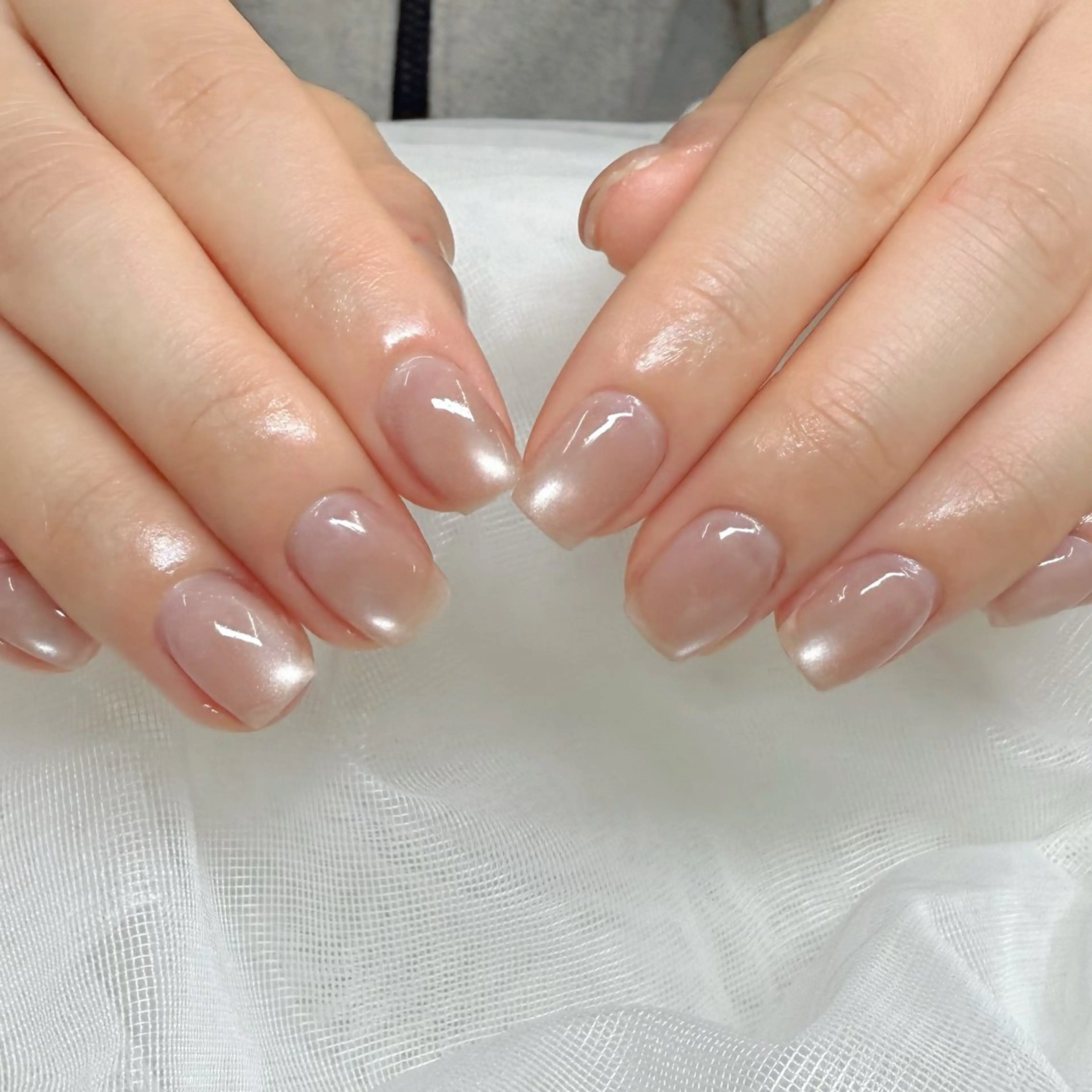 ネイル マグネットネイル マグネットワンカラー オフィスネイル ワンカラーネイル シンプルネイル Amie NAILのネイルデザイン