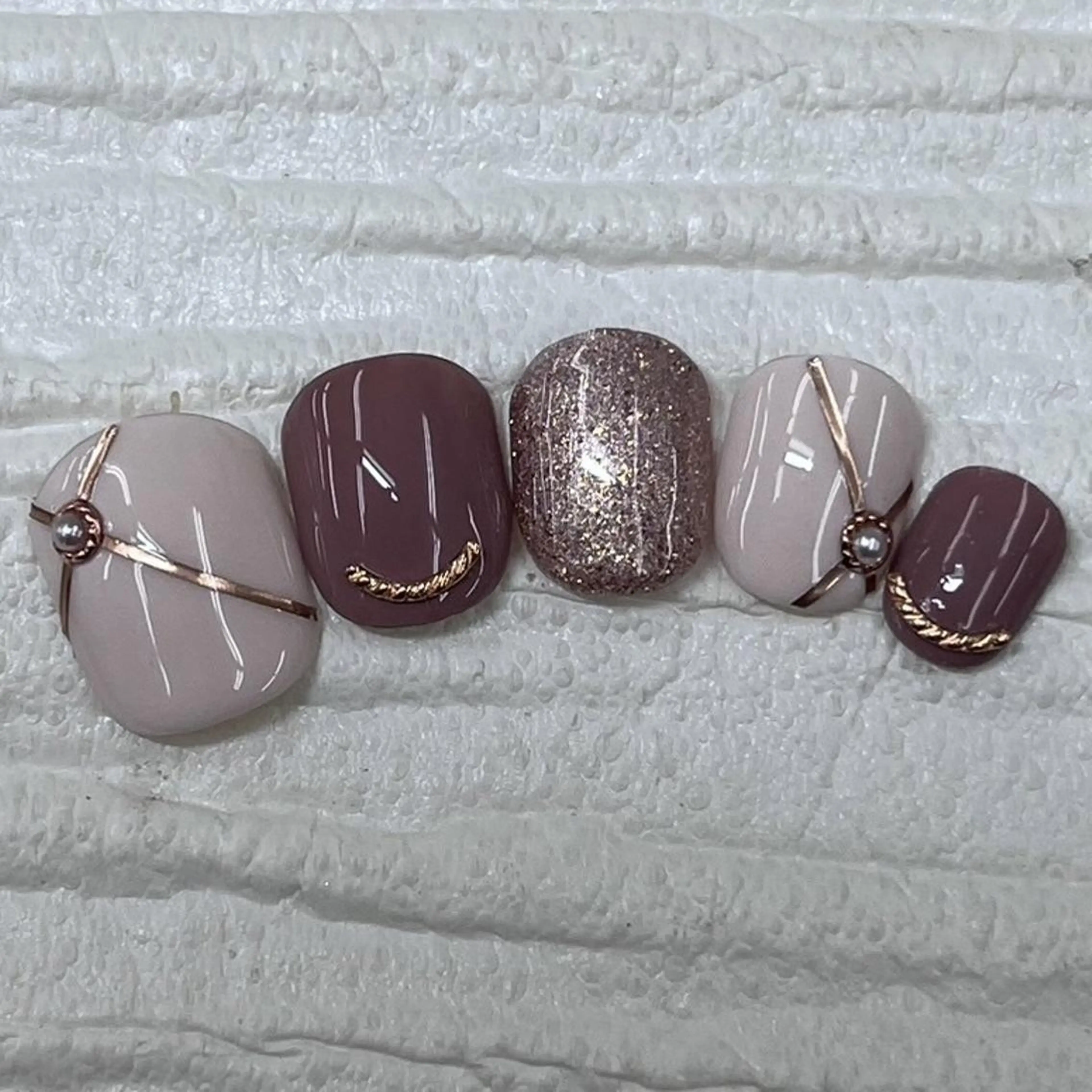 ネイル Nail salon Honey Beeのネイルデザイン