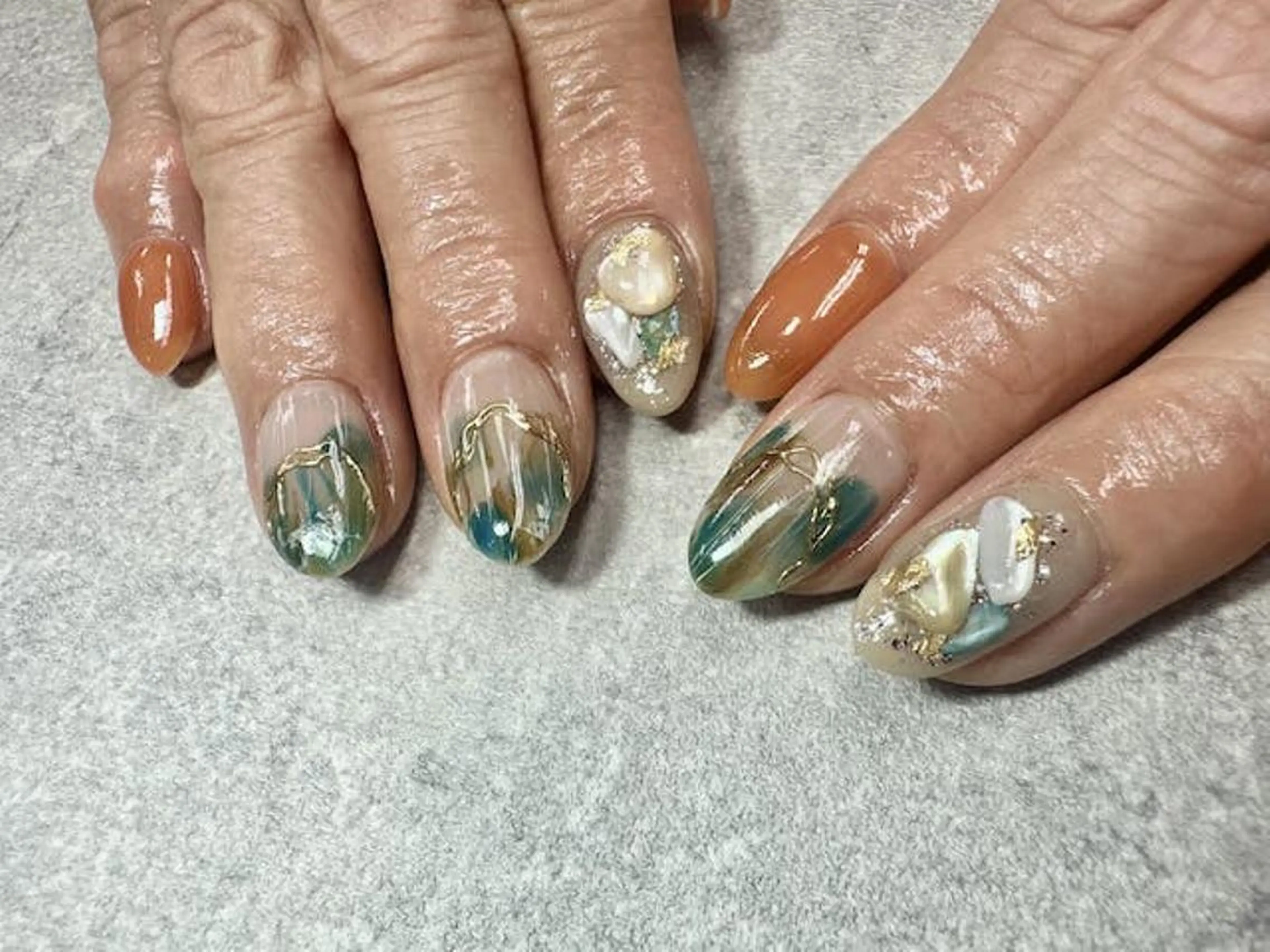 ネイル フットネイル フレンチネイル ジェルネイル ガラスフレンチ グラデーション ハンドネイル ハンドケア FASTNAIL PLUS 新宿店のネイルデザイン