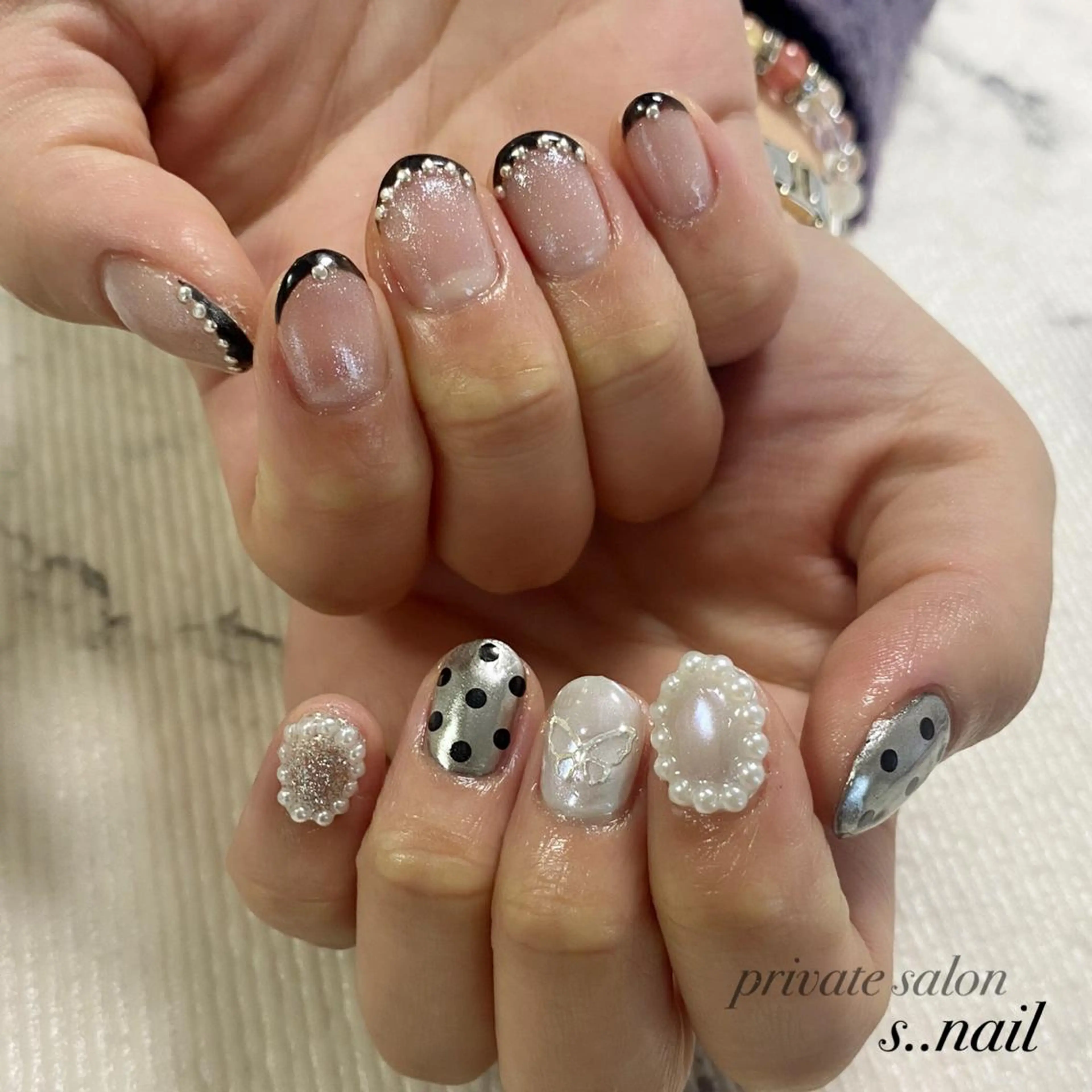 ネイル シルバー ハンドネイル フットネイル s..nail / MORITAのネイルデザイン