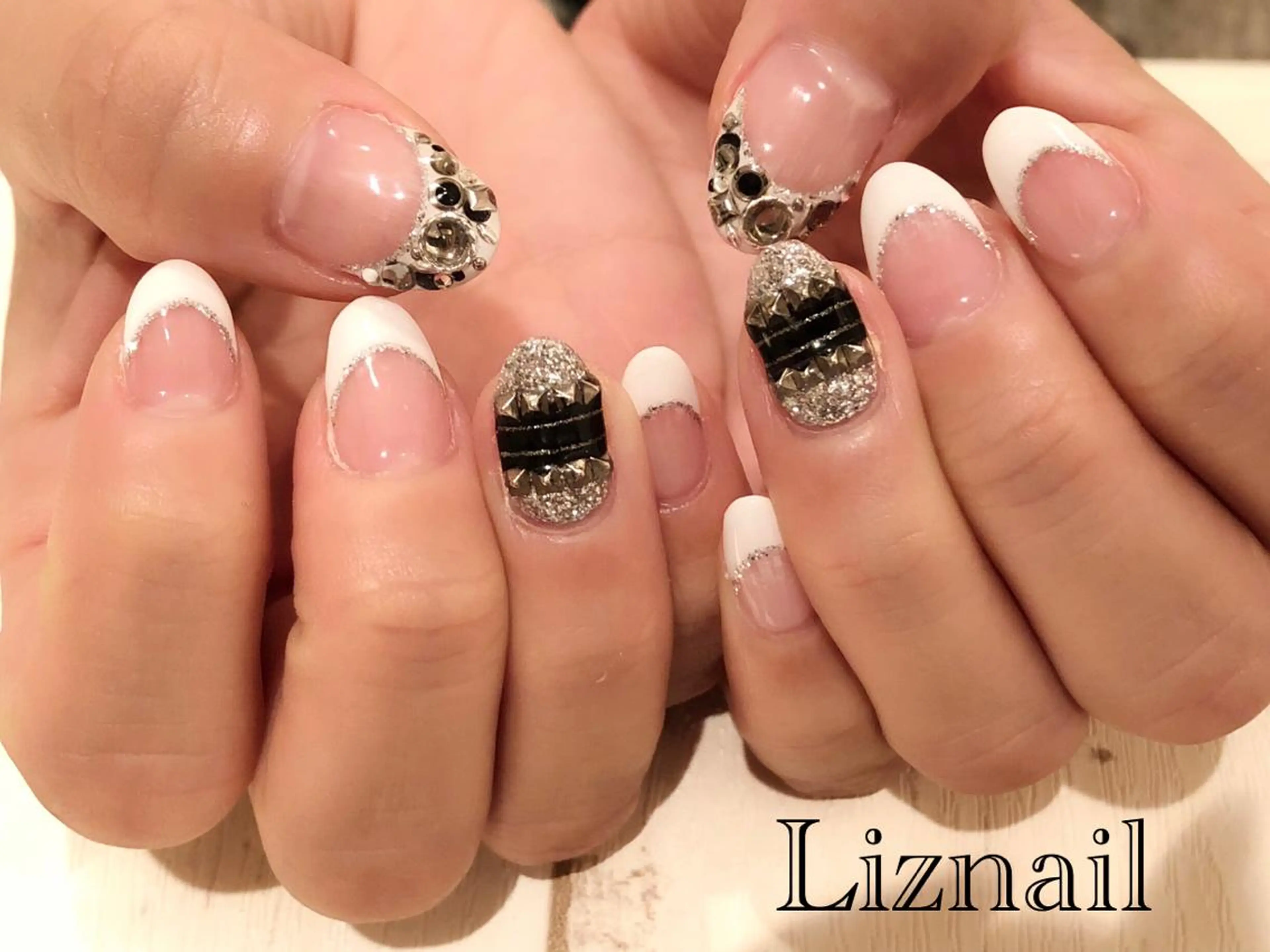 ネイル Rawr / saoriのネイルデザイン