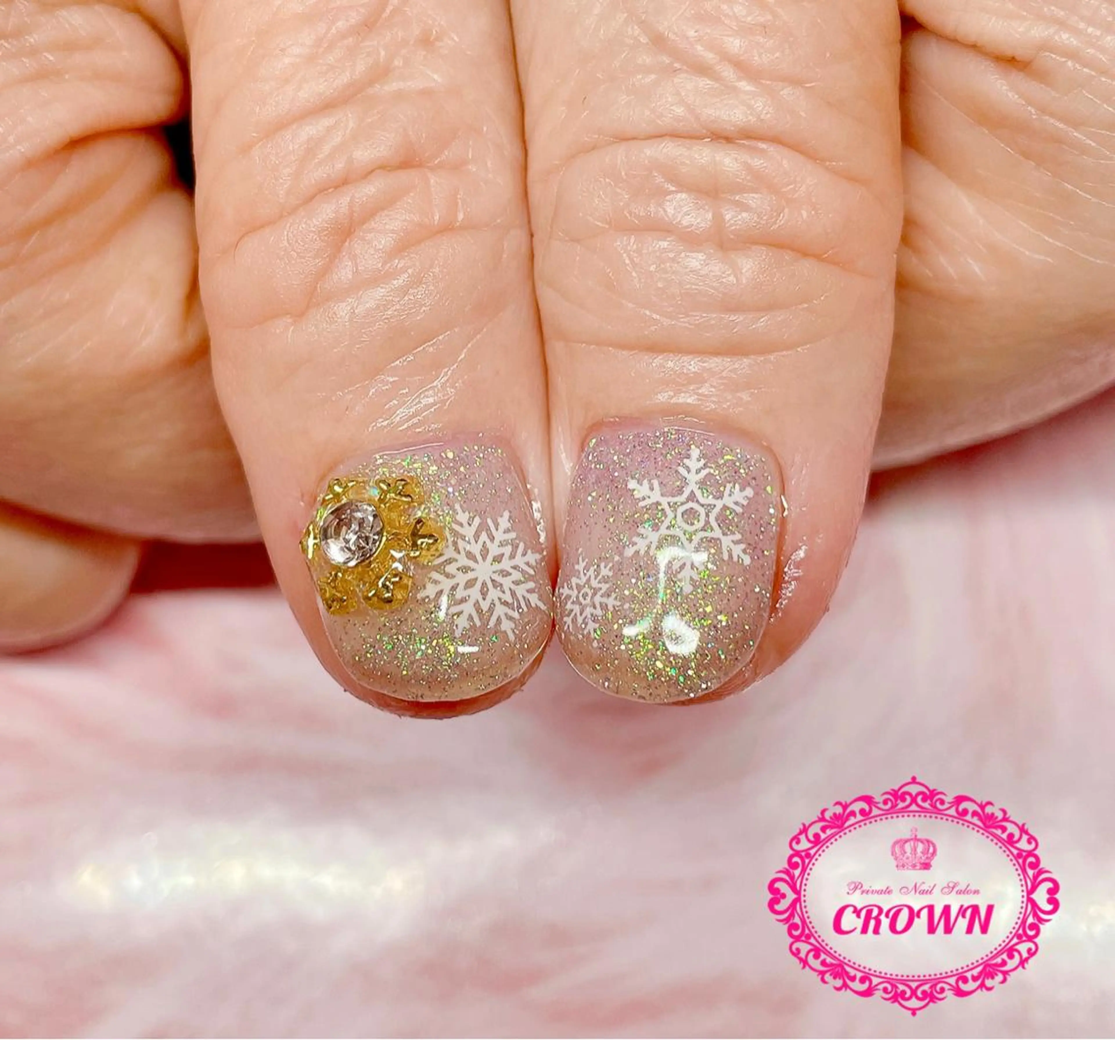 ネイル CROWN プライベートサロンのネイルデザイン