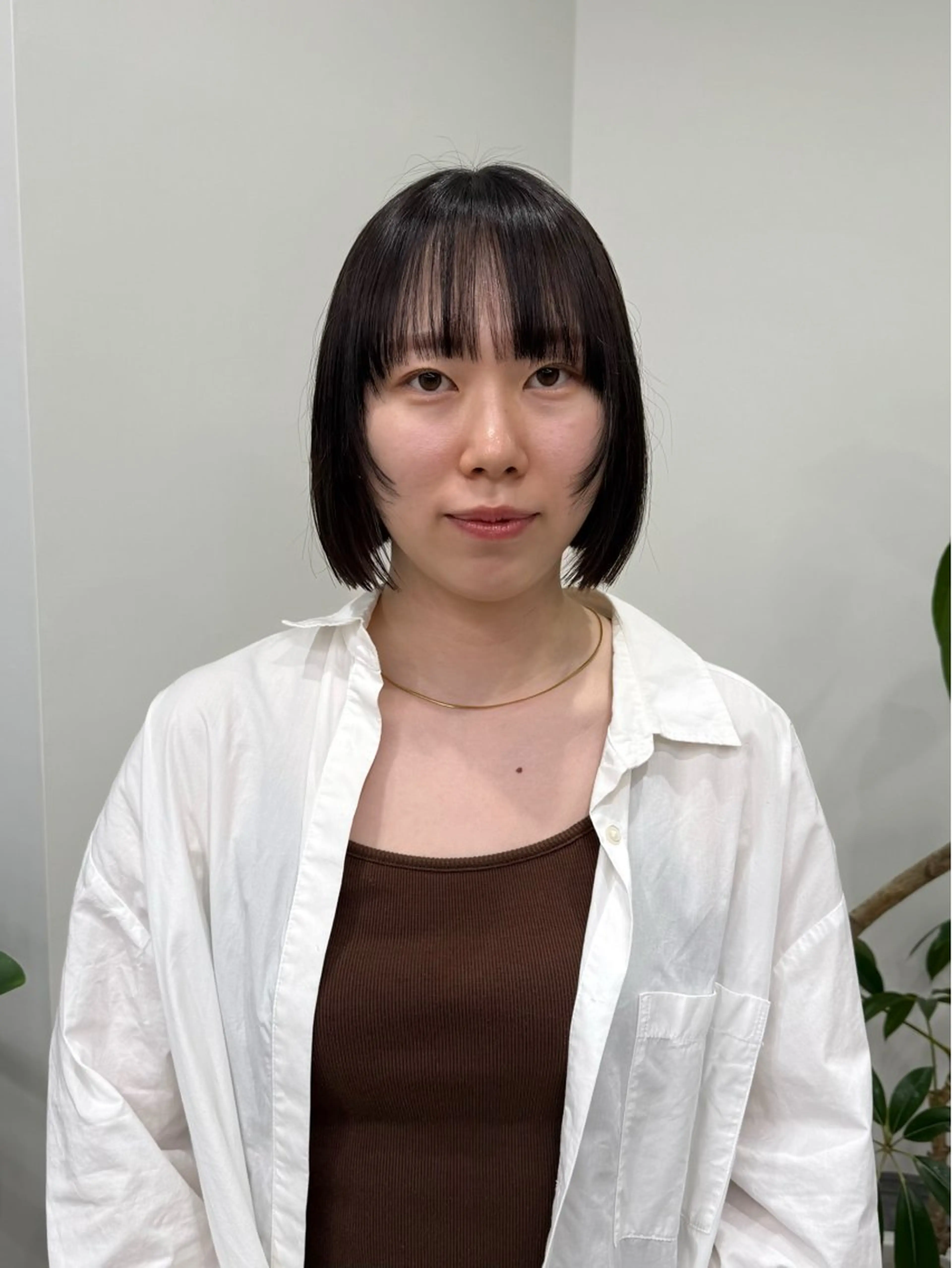 ショート カラー ブラウンカラー ダークブラウン ボブ カット トリートメント azumi/ボブ/暖 色/オリーブ/縮毛のヘアスタイル