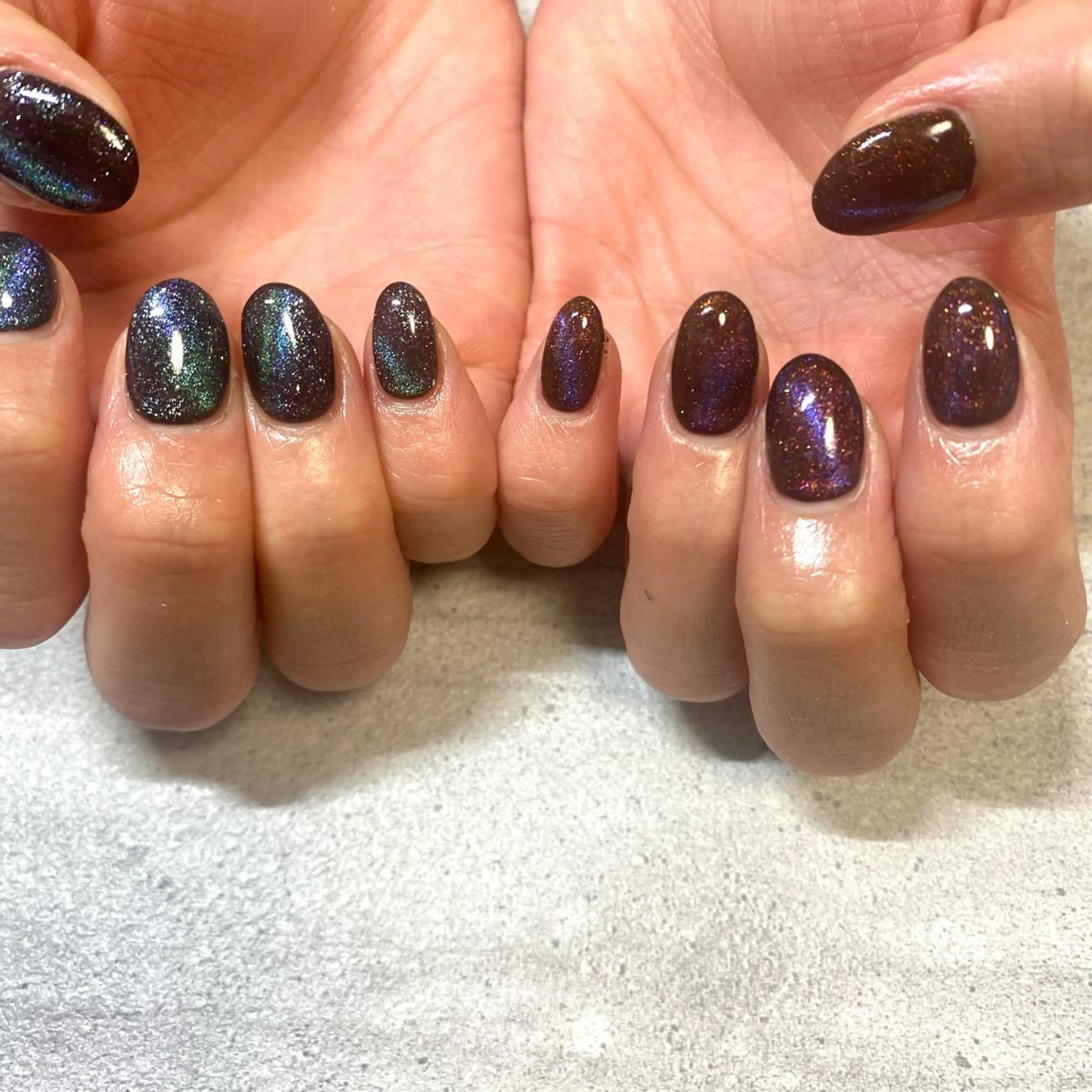 ショート カラー パーマ ヘアアレンジ メンズ キッズ ネイル マツエク・マツパ アイブロウ 黒髪 眉カラー マグネットネイル ハンドネイル ハンドケア 今福鶴見ネイル 8(ｴｲﾄ)のネイルデザイン