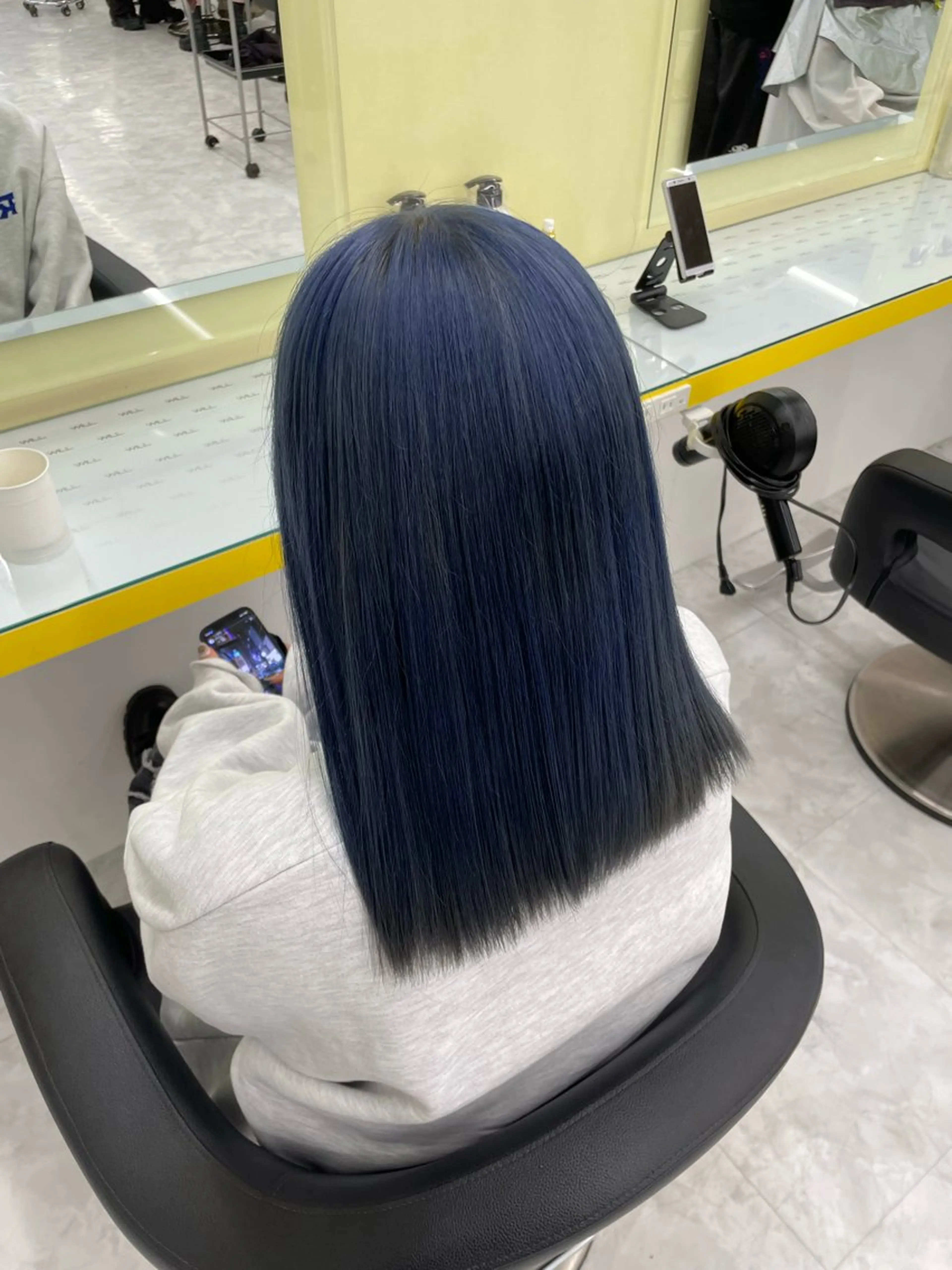 セミロング カラー ヘアカラー トリートメント ヘッドスパ ヘアセット 🦋色落ち綺麗カラー メンズYUZU🦋‪のヘアスタイル