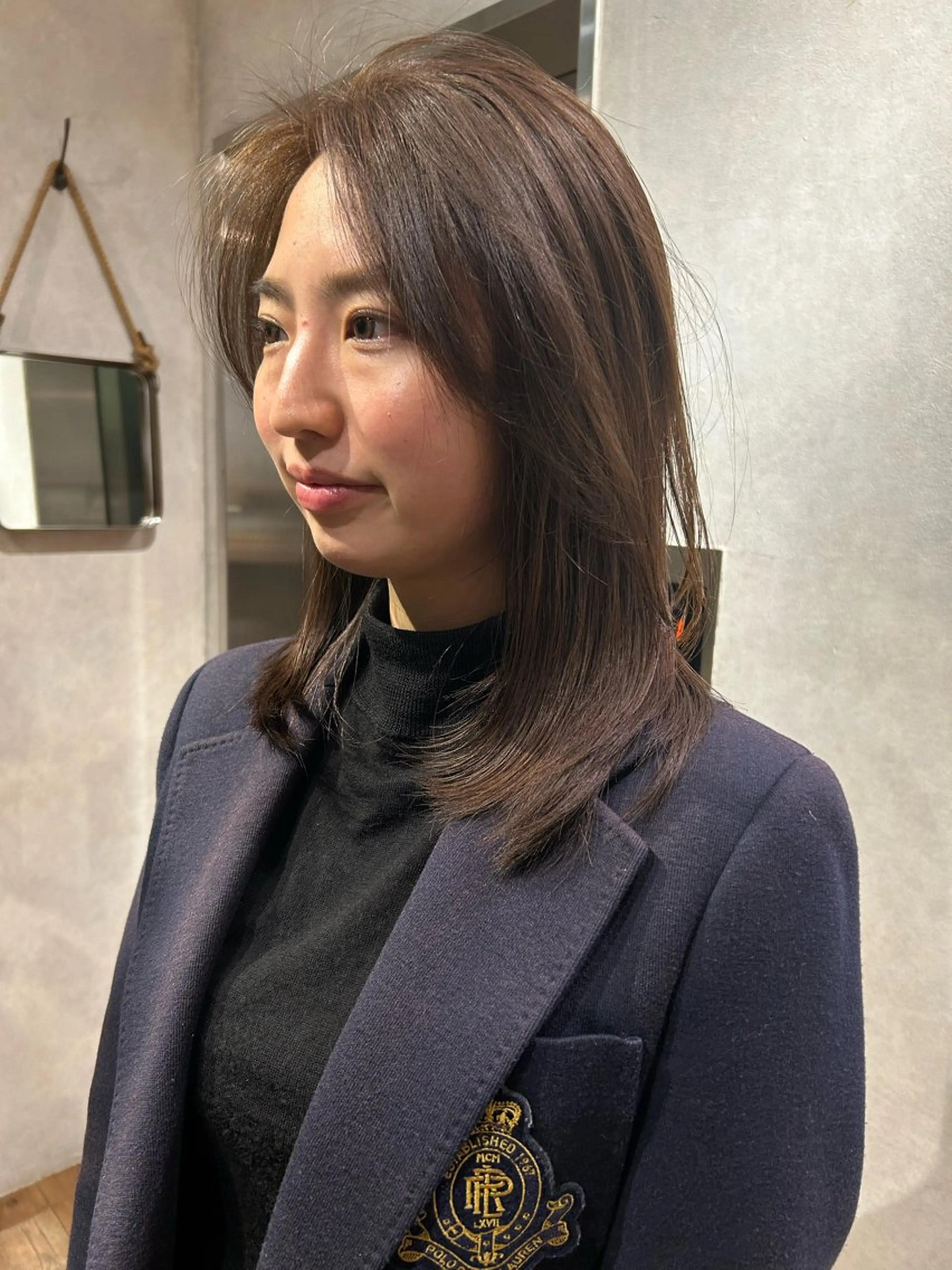 ミディアム ミディアムレイヤー レイヤーカット 無料カットモデル募集 / 涼 乃のヘアスタイル