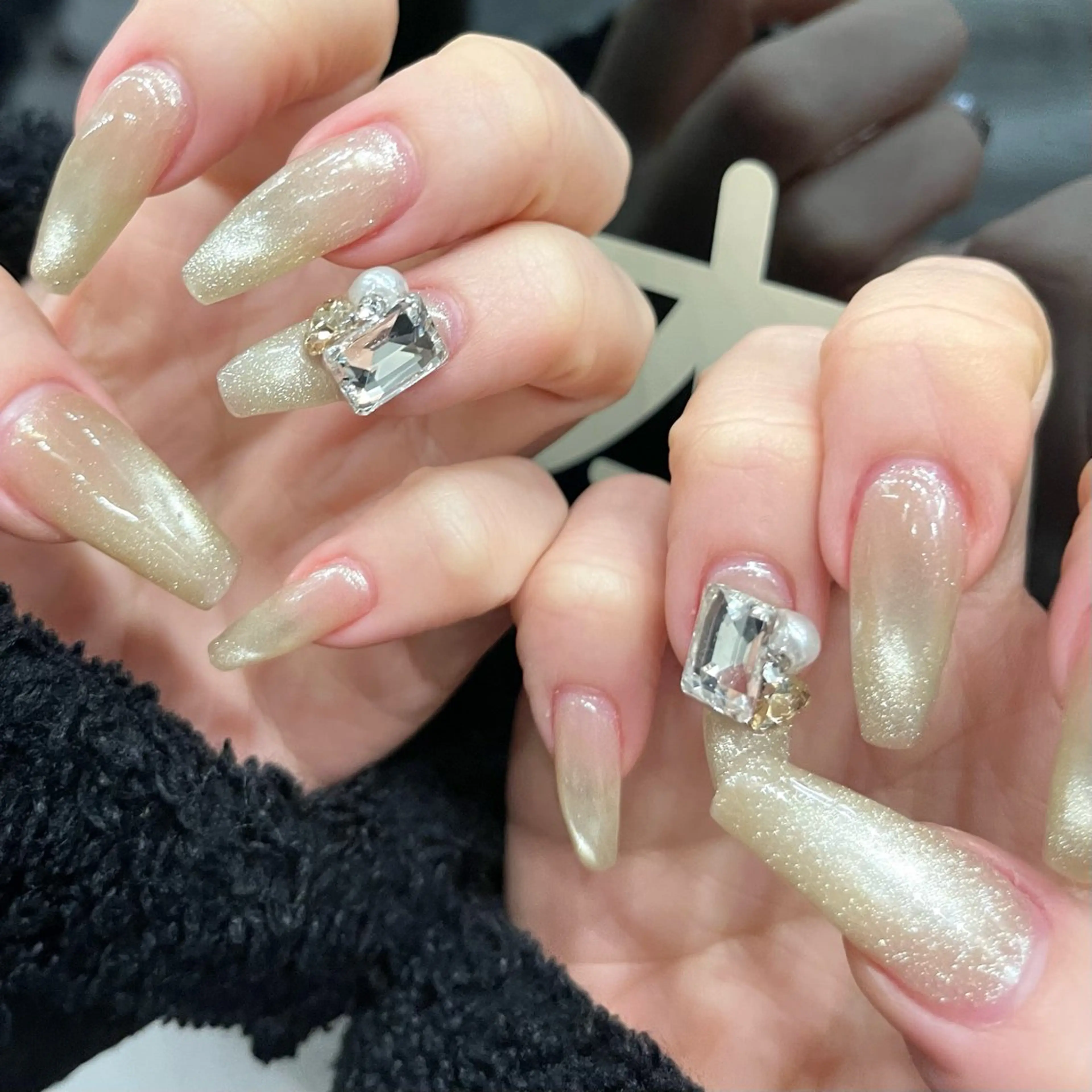 ネイル ハンドネイル 🧁fein. nana🩵のネイルデザイン