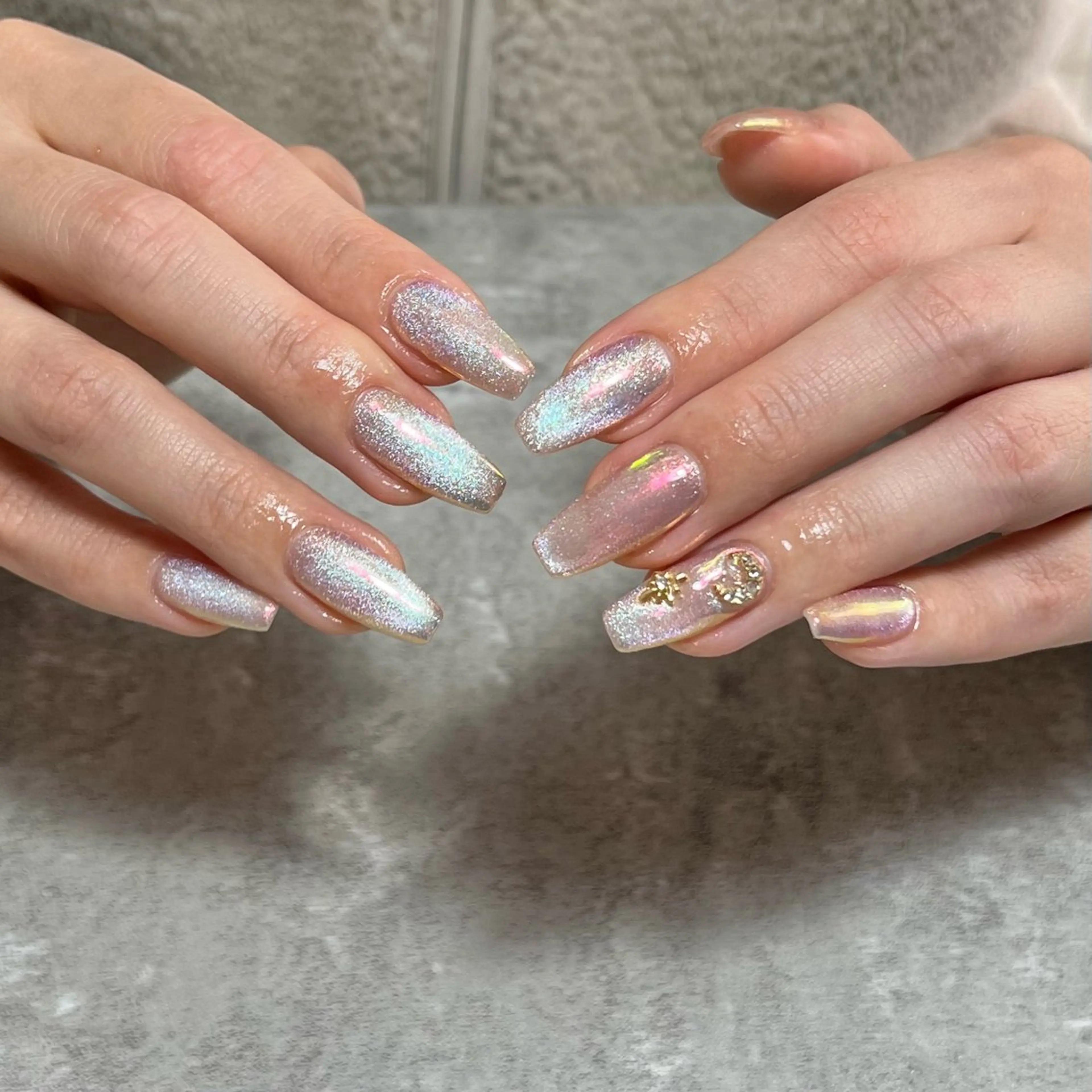 ネイル オーロラネイル マグネットネイル NAIL303 🛼 SHIORIのネイルデザイン
