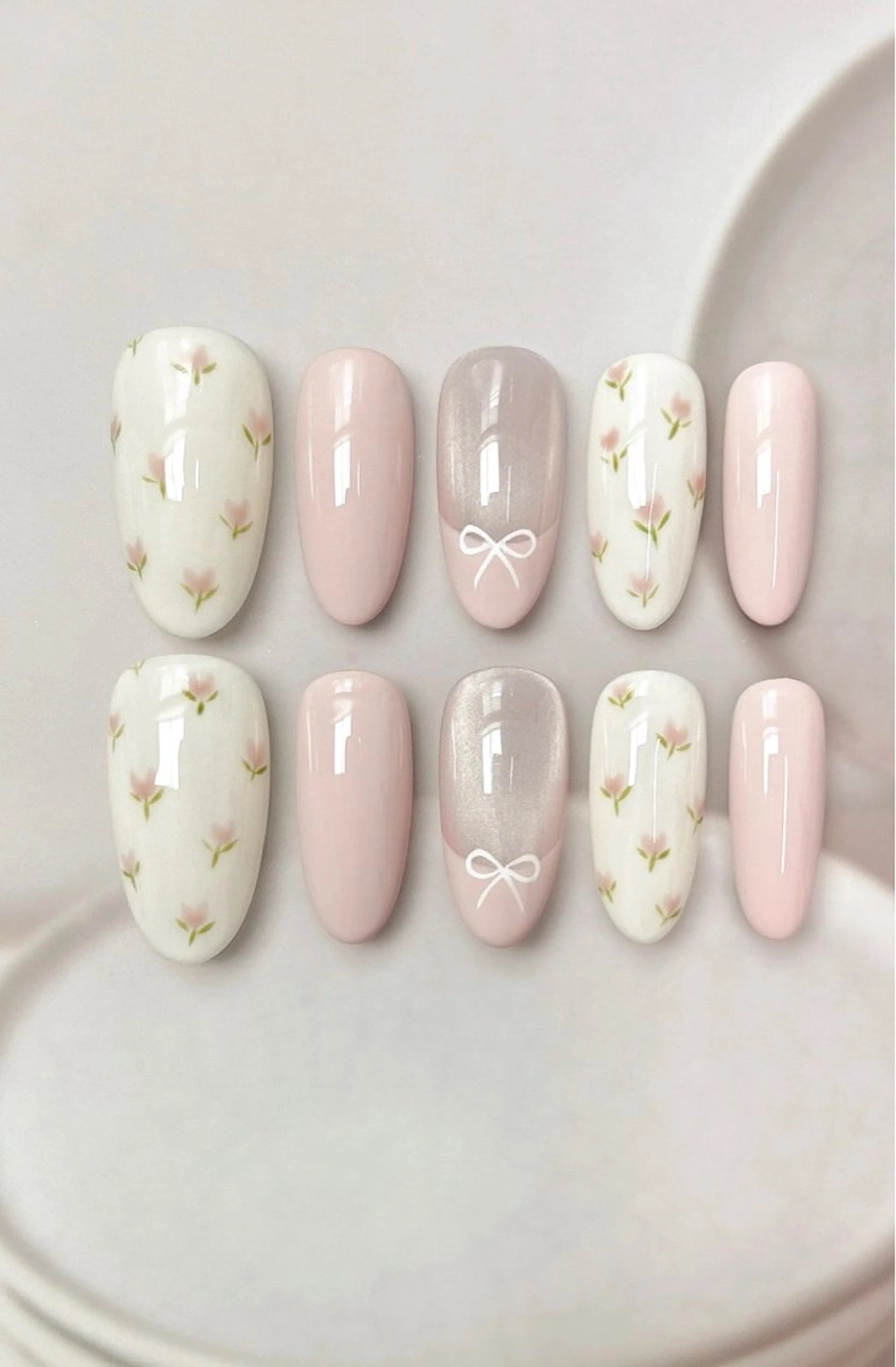 ネイル コウ ヨウのネイルデザイン