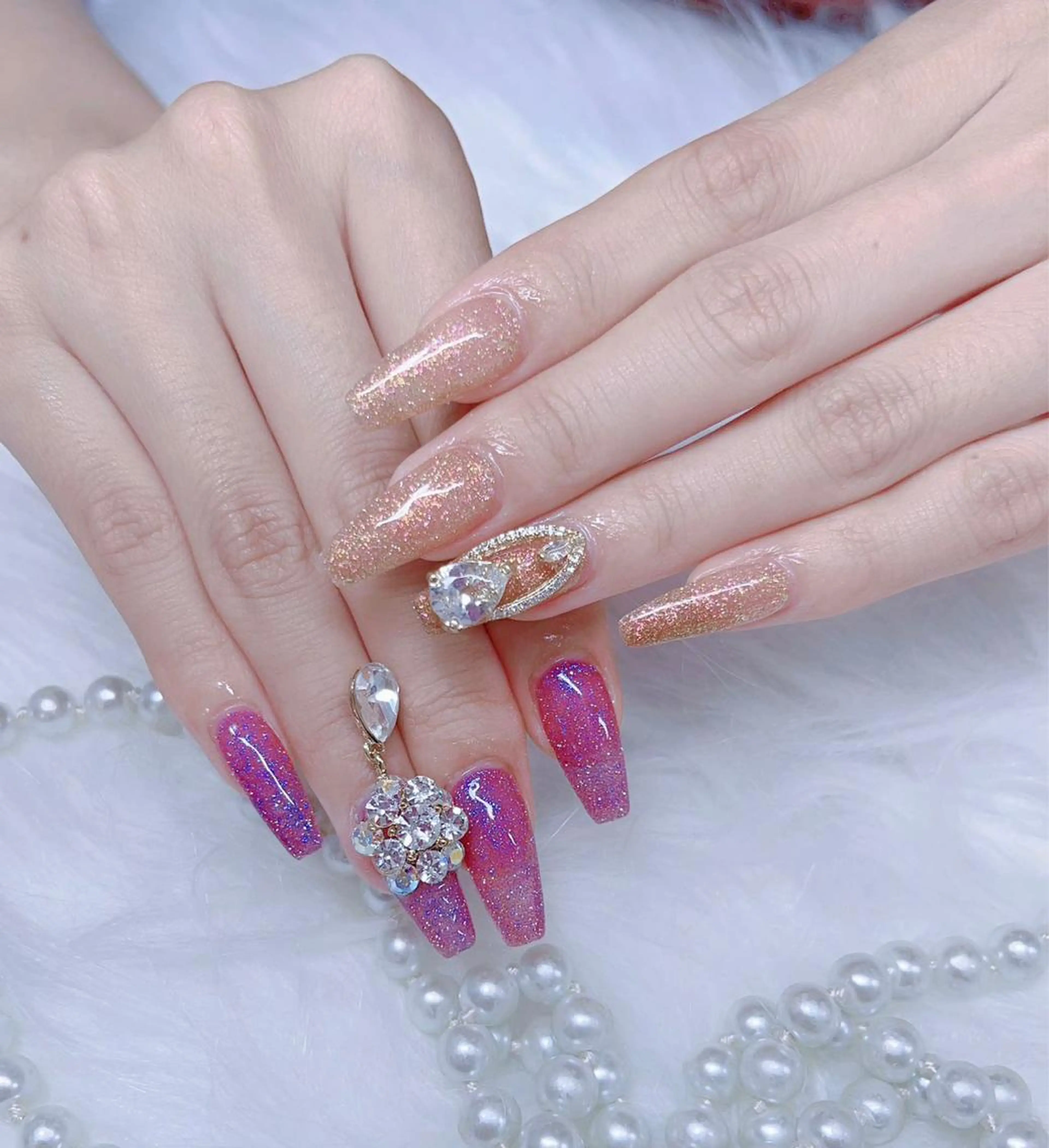 ネイル MoaNail🫶 Yoshiのネイルデザイン