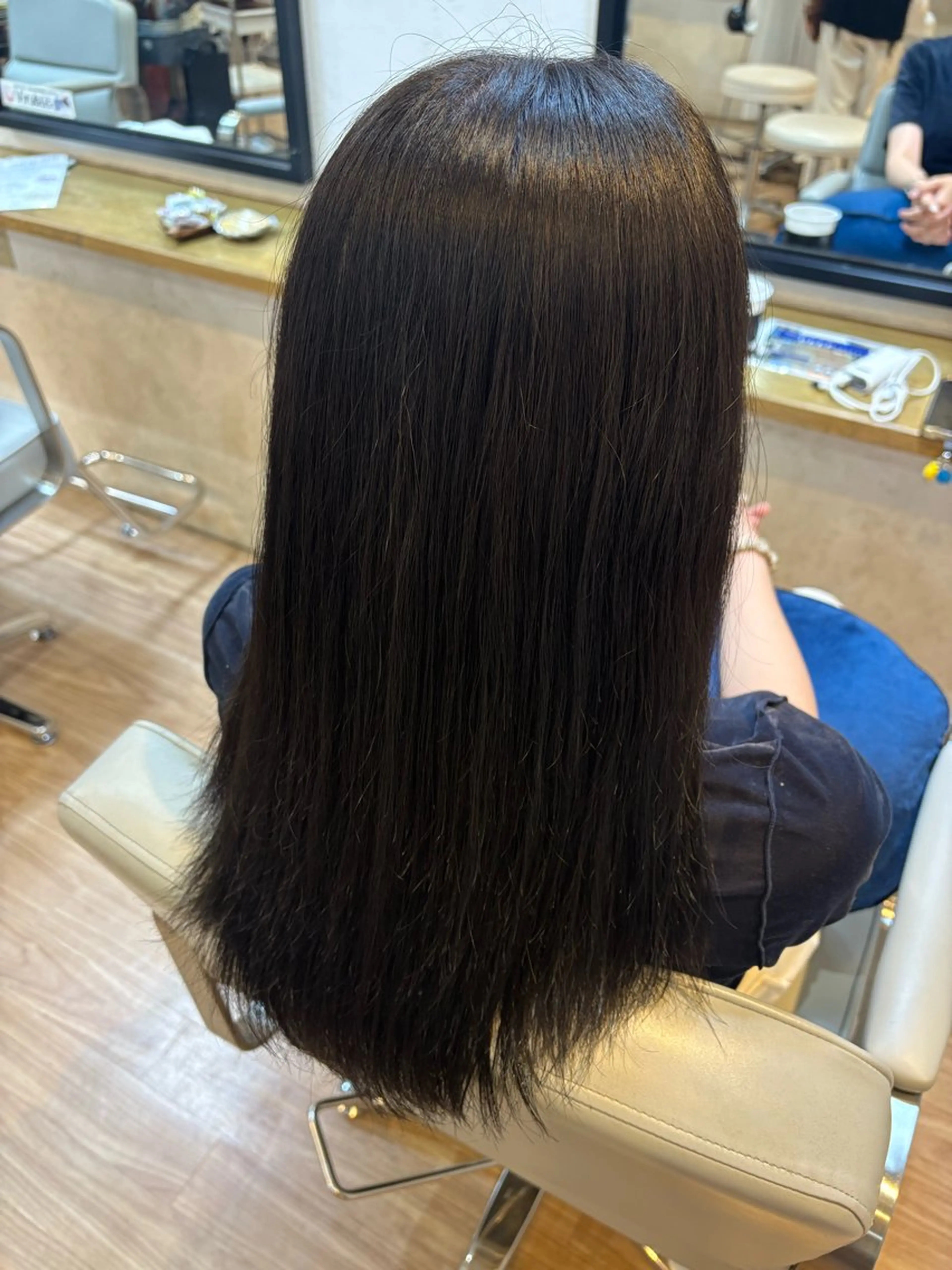 ロング ヘアカラー 韓国ヘアー🇰🇷 MIWAのヘアスタイル