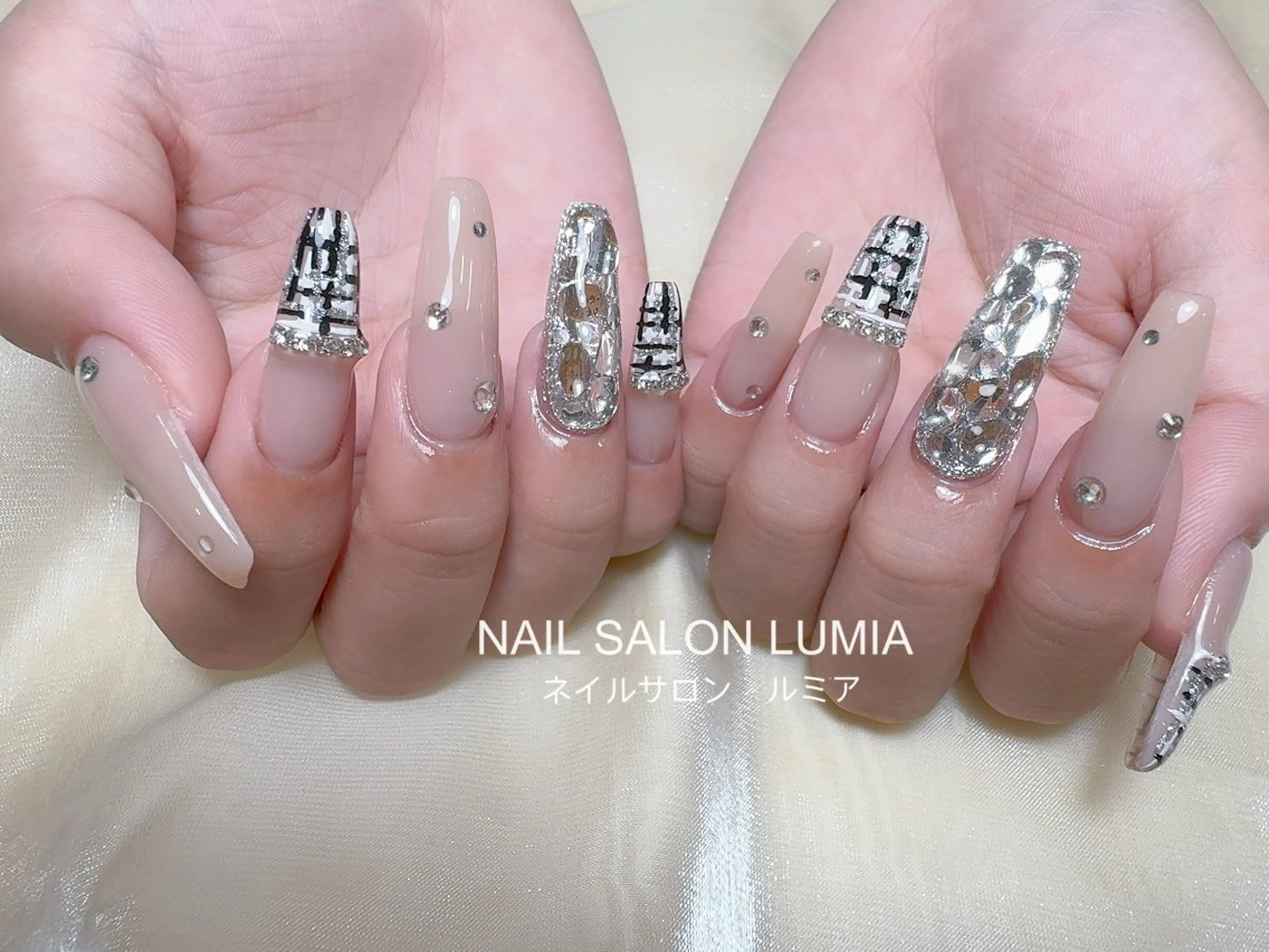 ネイル ハンドネイル ネイルサロン ルミア Lumia 店長のネイルデザイン