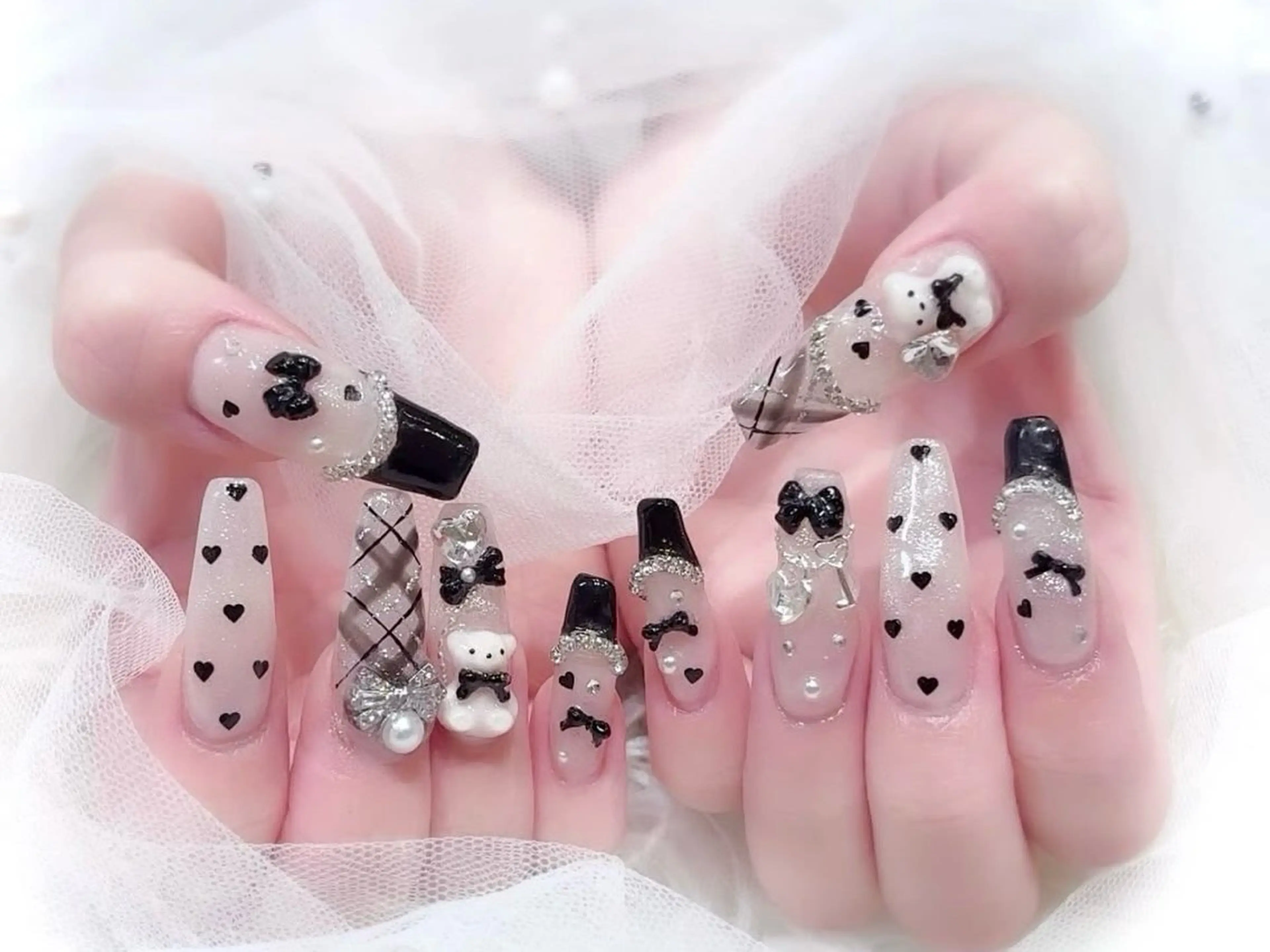 ネイル ハンドネイル hue nail1のネイルデザイン