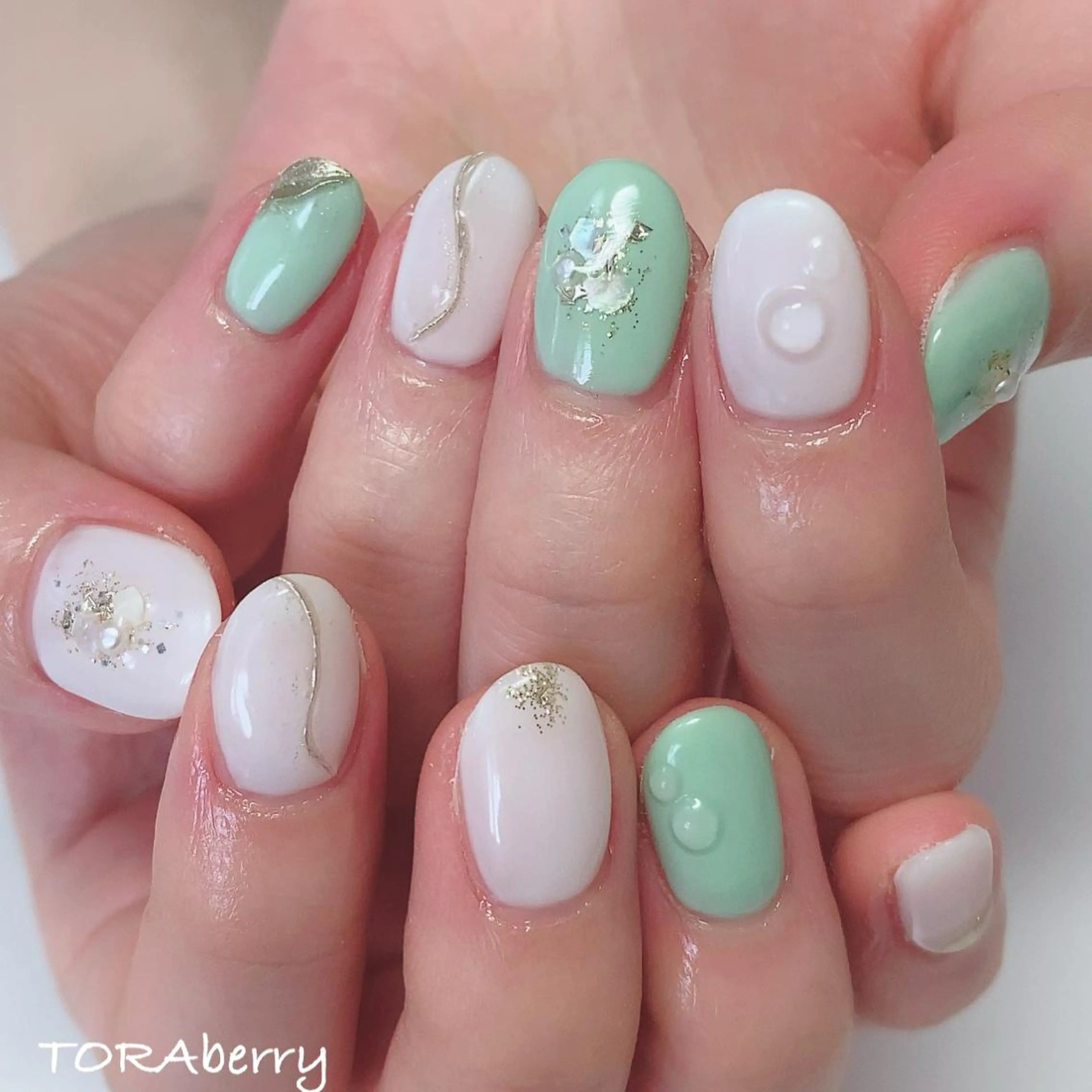 ネイル ハンドネイル ネイリスト なつみのネイルデザイン