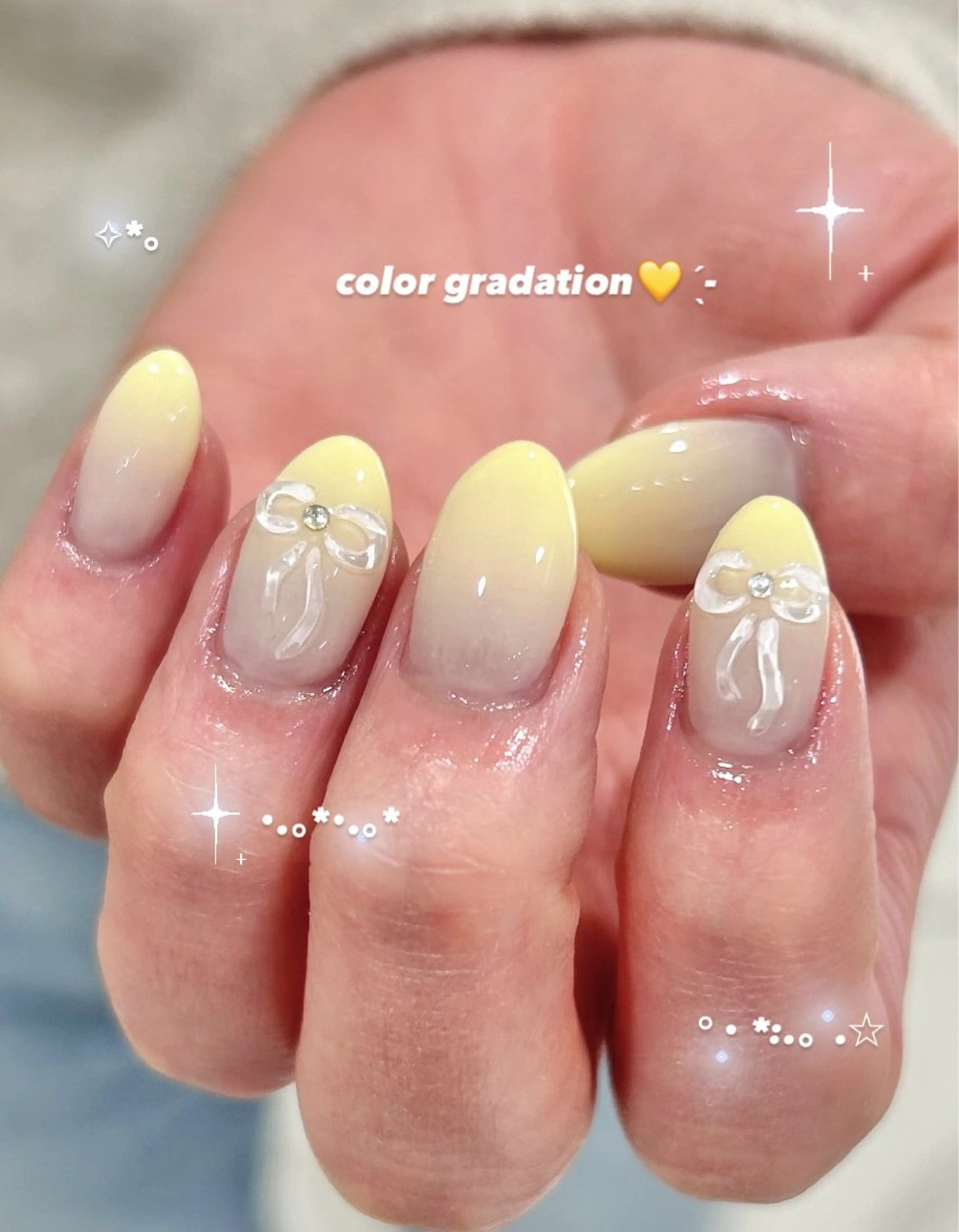 ネイル ぷっくりネイル リボン ハンドネイル 🎀チーク/ちゅるん 🫧chisa🎀のネイルデザイン