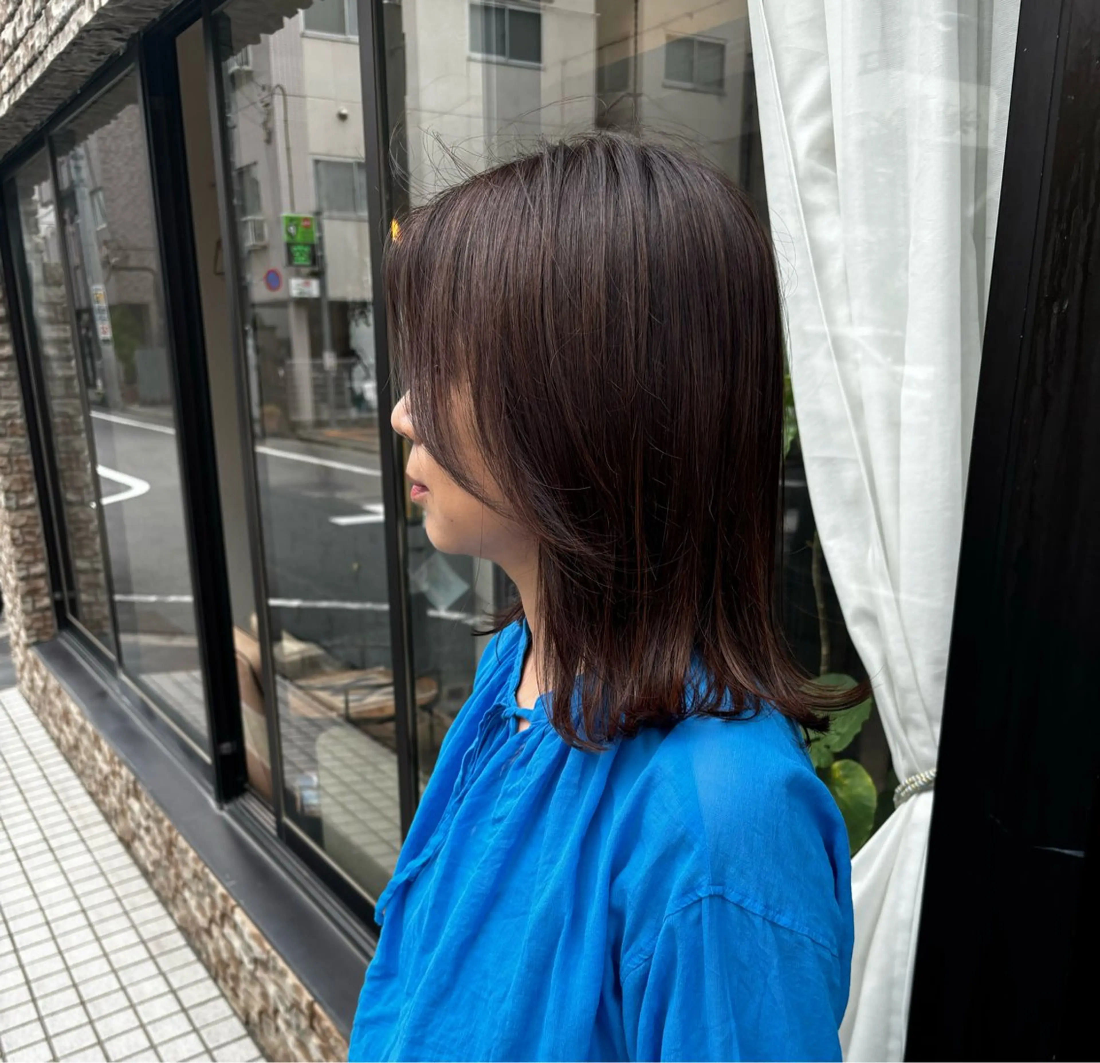 ミディアム 顔周りカット レイヤーカット カット 🍒サクラ🍒 /透明感カラー/艶髪のヘアスタイル