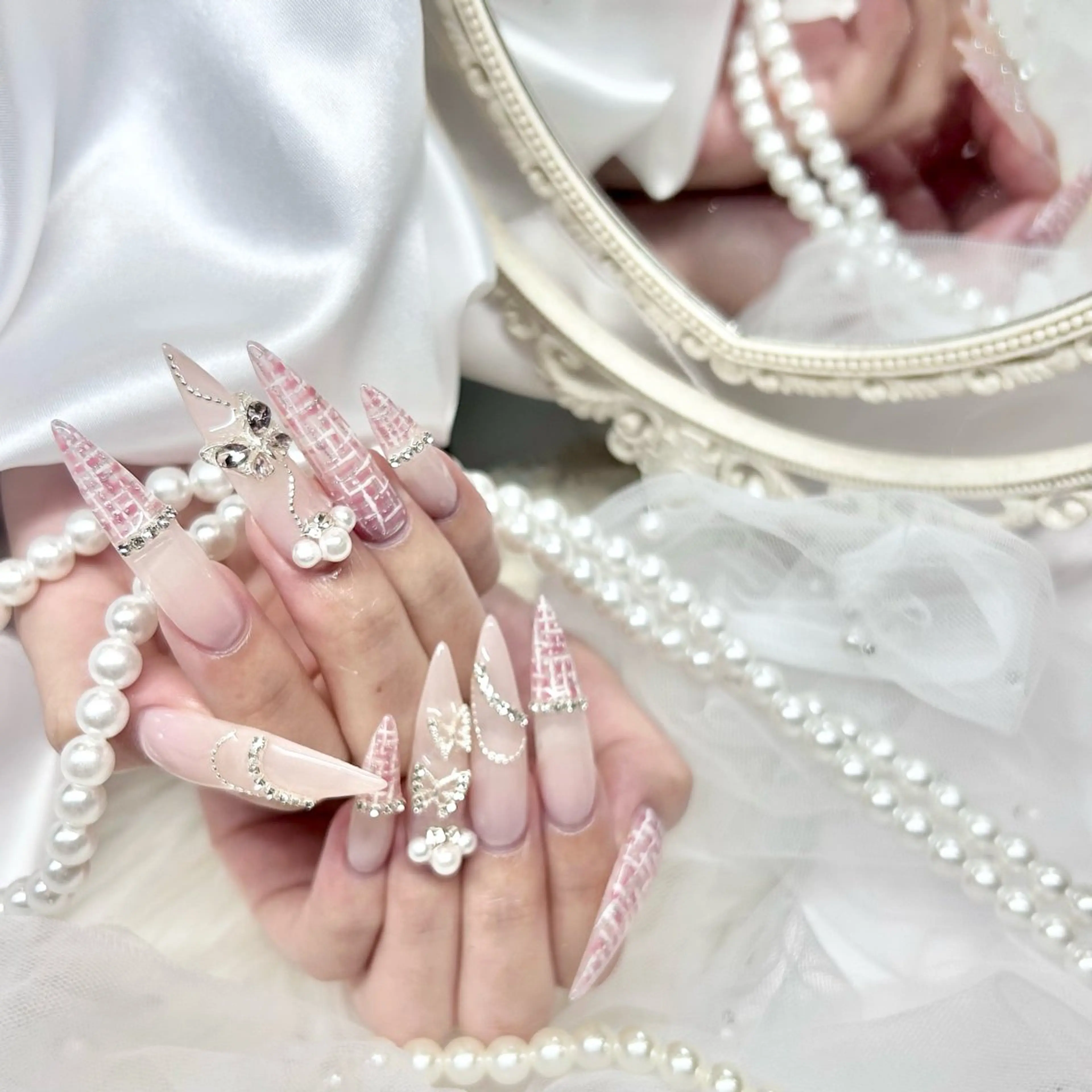 ネイル ハンドネイル Lumo所属・めろち ちゃんのネイルデザイン