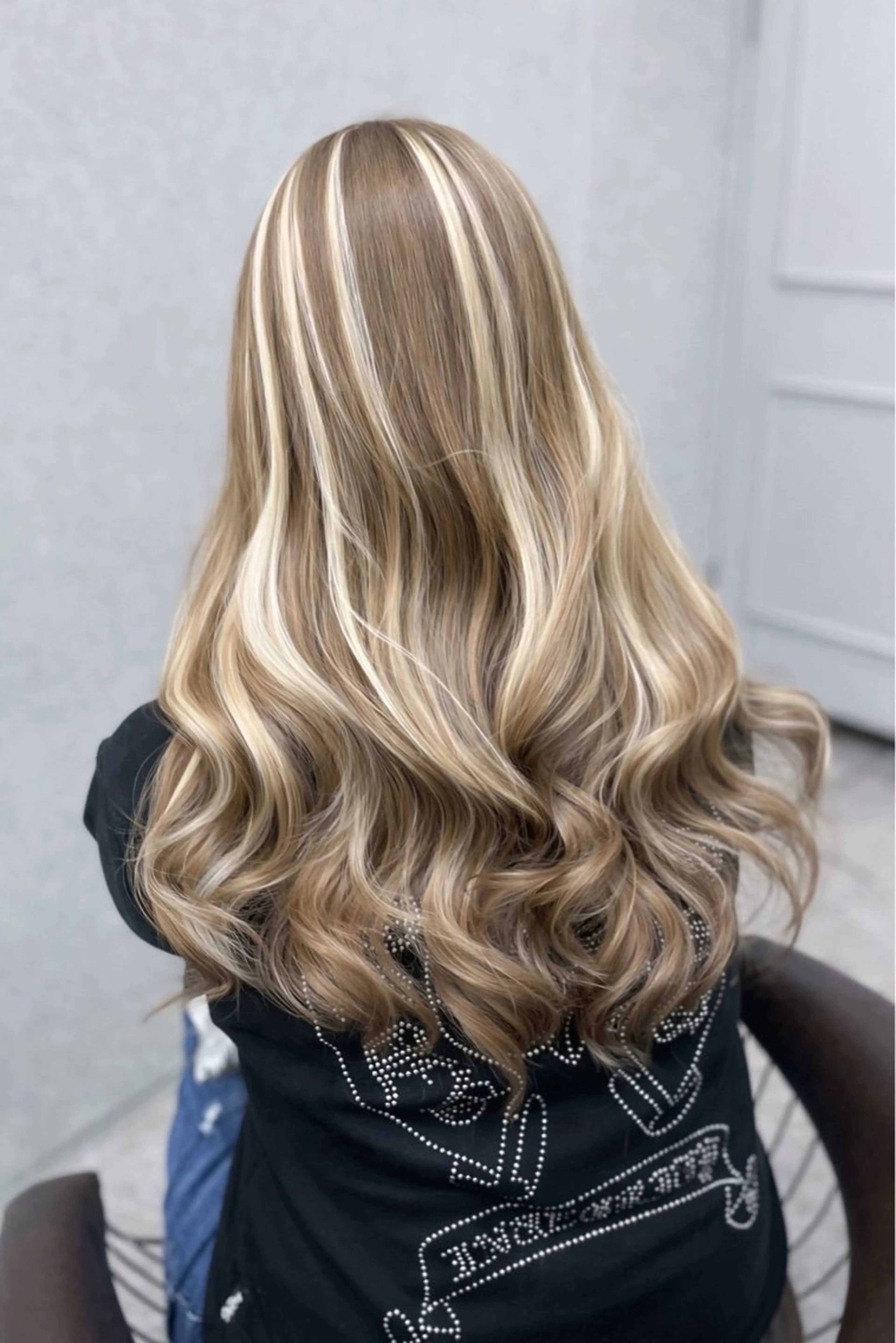 ミディアム カラー カット ヘアカラー トリートメント Lond Le'a /ハイトーンカラーのヘアスタイル