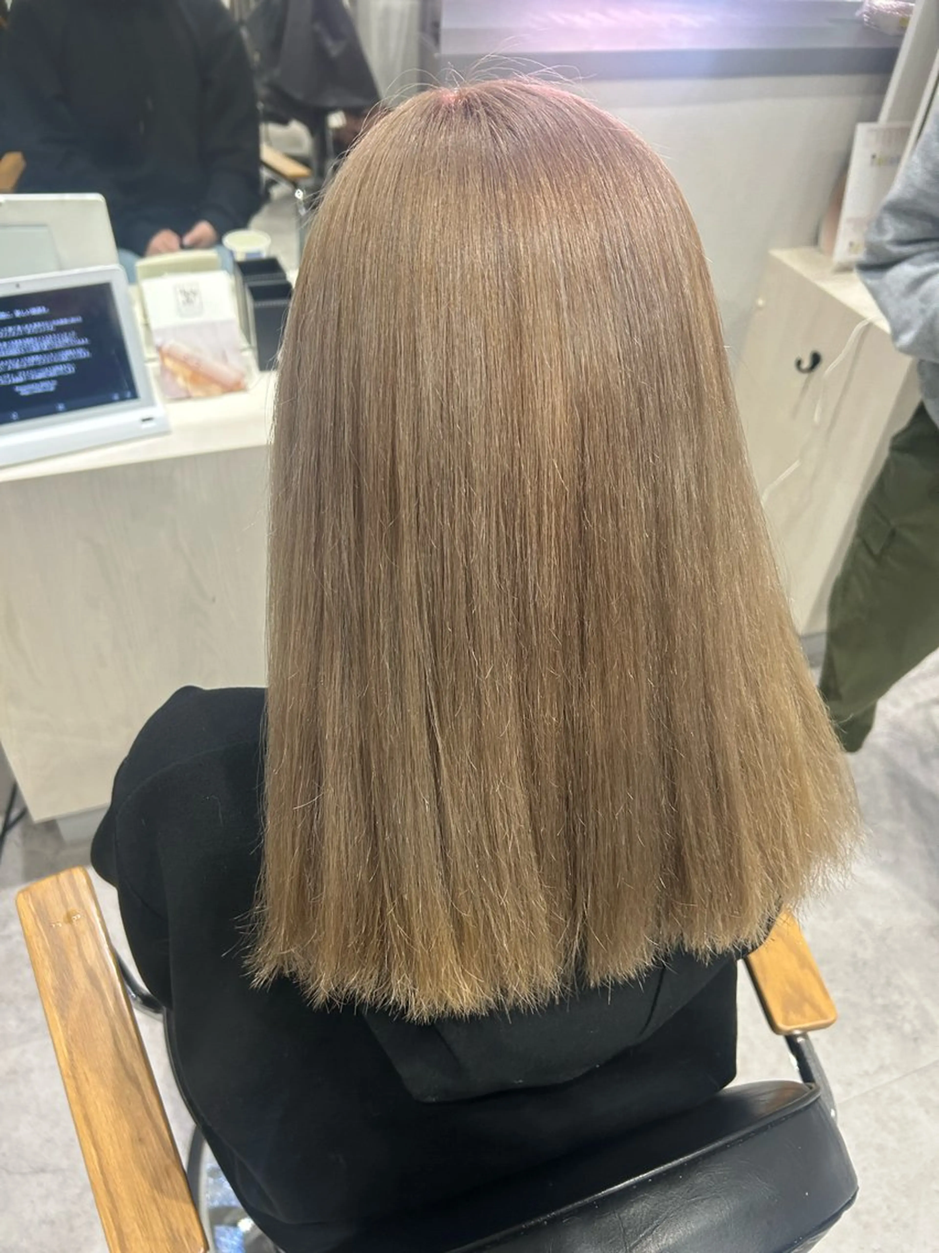 ミディアム カラー ヘアアレンジ ブリーチ ヘアカラー ボブ /ニュアンス/ satomi🧸💖のヘアスタイル