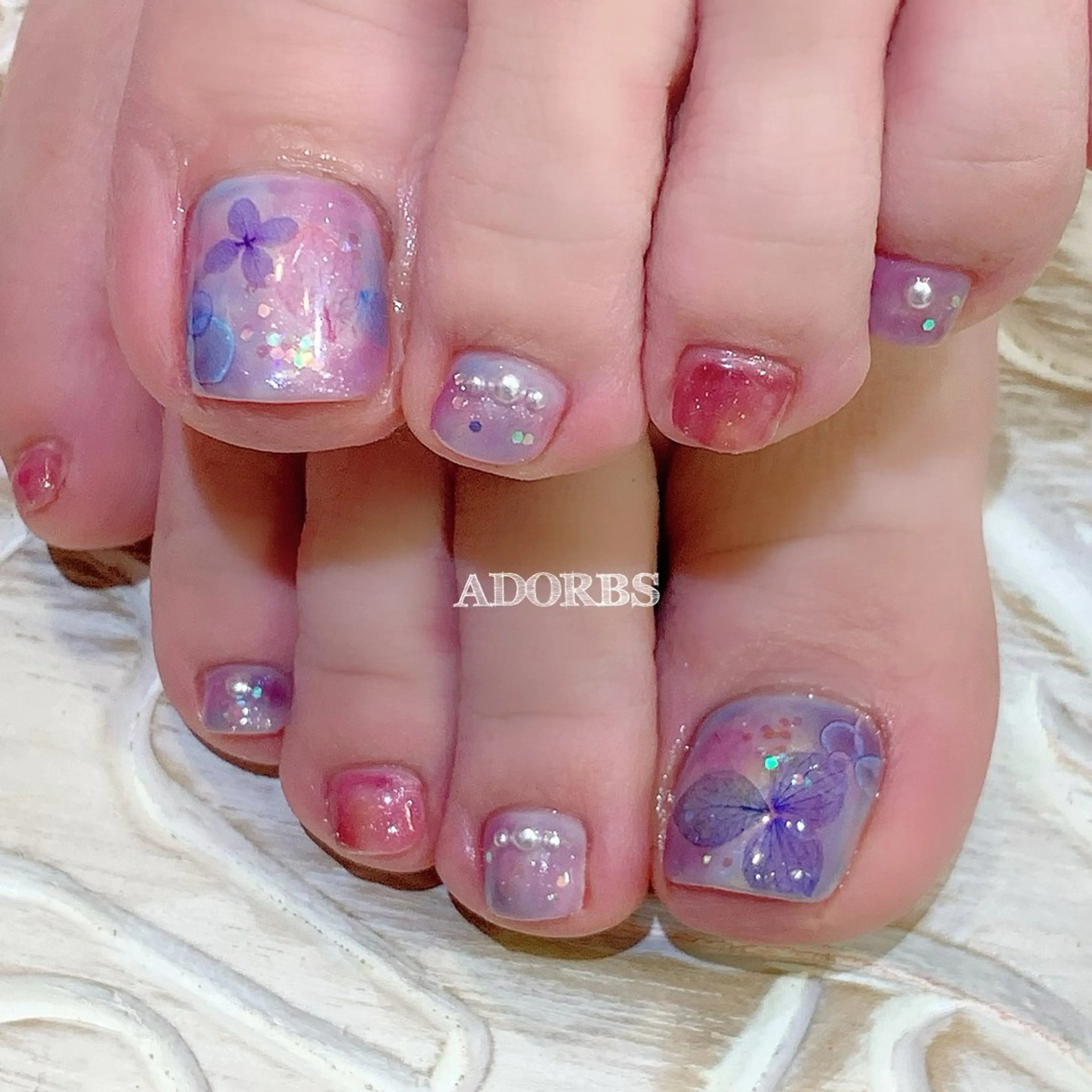 ネイル フットネイル ADORBS ✩上福岡のネイルデザイン
