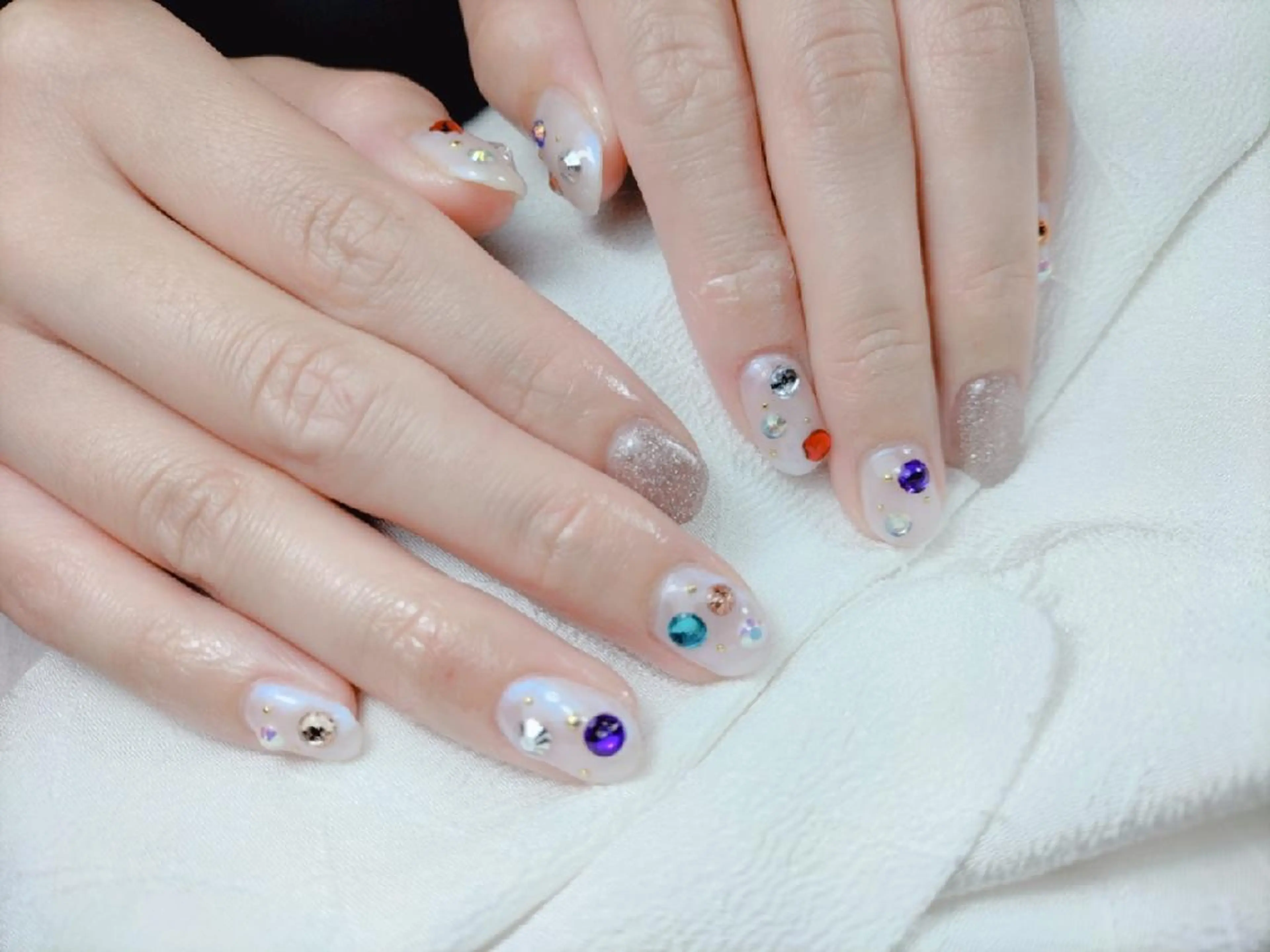 ネイル 小金井市のネイル ・美肌・眉毛やさんの眉毛・アイブロウイメージ