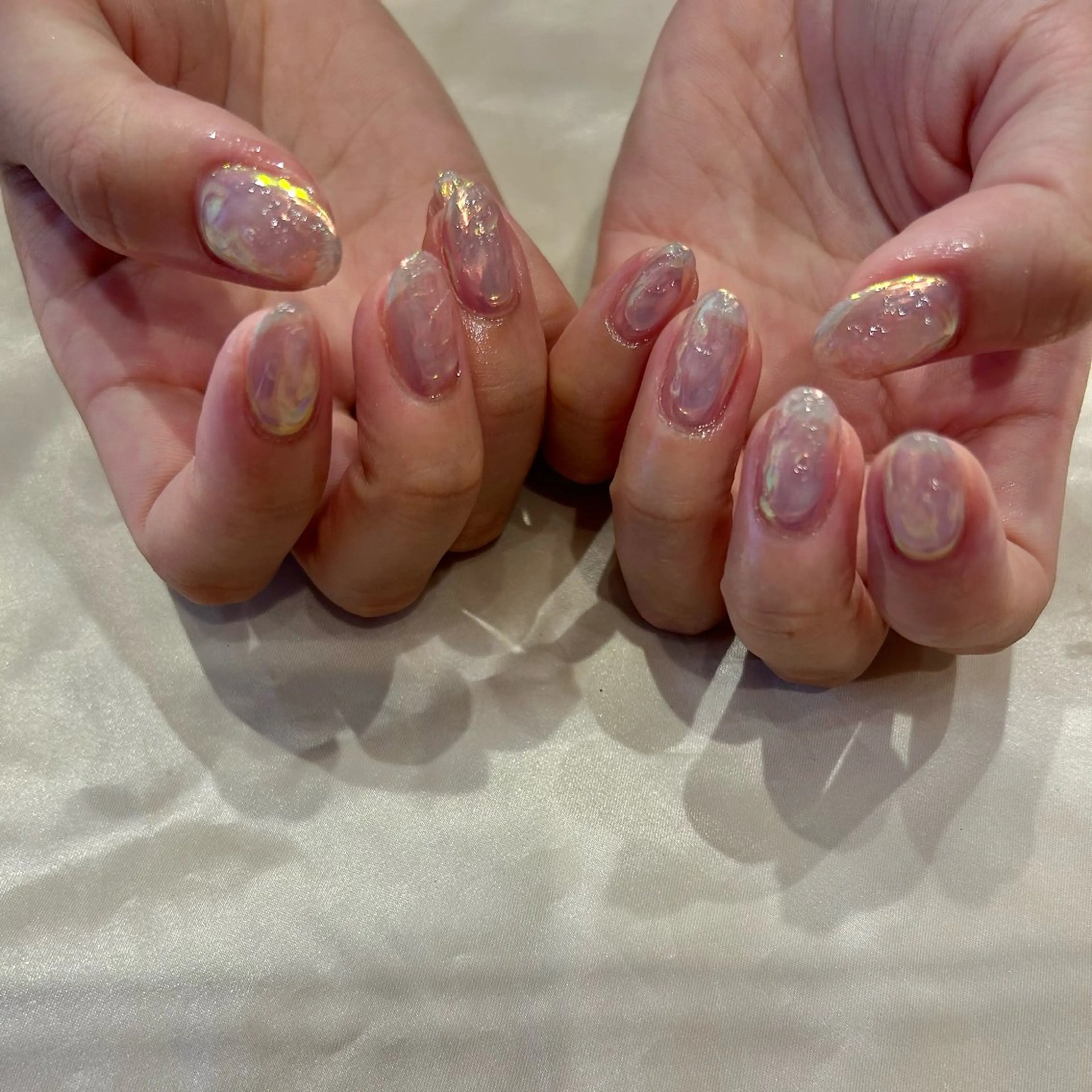 ネイル オーロラネイル ピンク パラあり！フィルイン 美フォルムのネイルデザイン