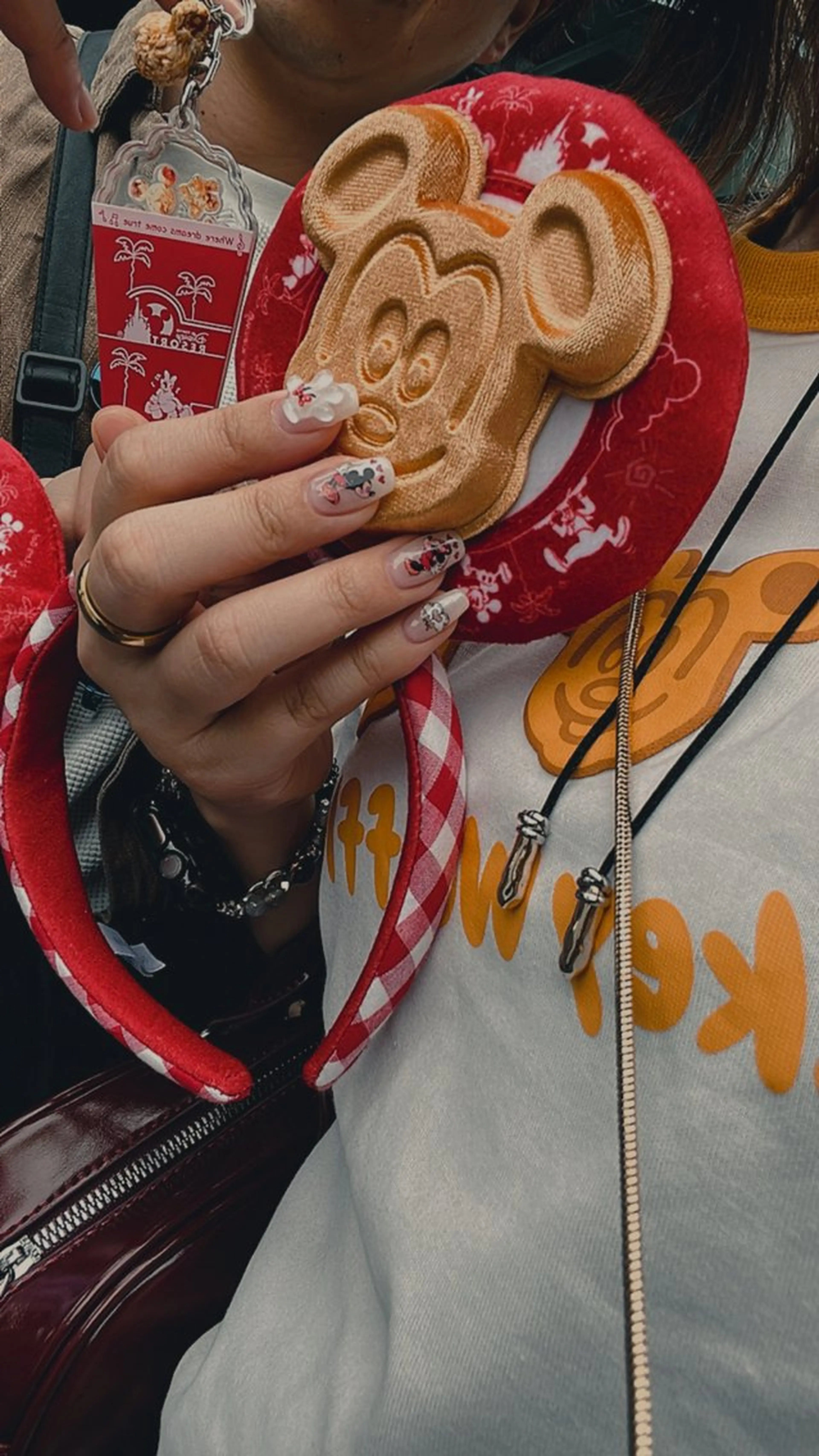 ネイル ジェルネイル マグネットネイル ニュアンスネイル パラジェル リボン ハンドネイル ハンドケア Bana_ Nailのネイルデザイン