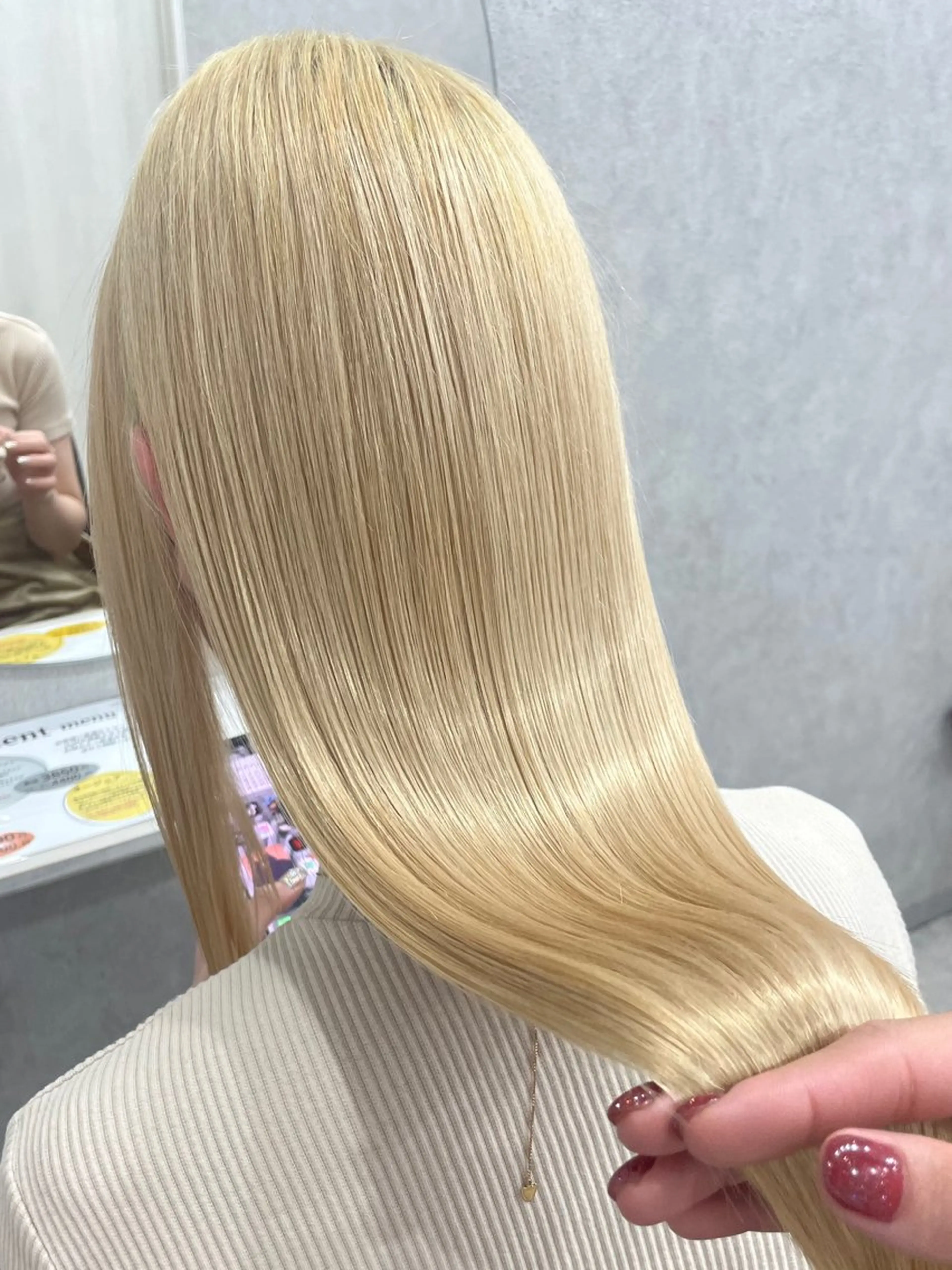 ロング カラー ヘアカラー トリートメント ヘッドスパ 【店長】インナー指名 No.1戸塚優思のヘアスタイル