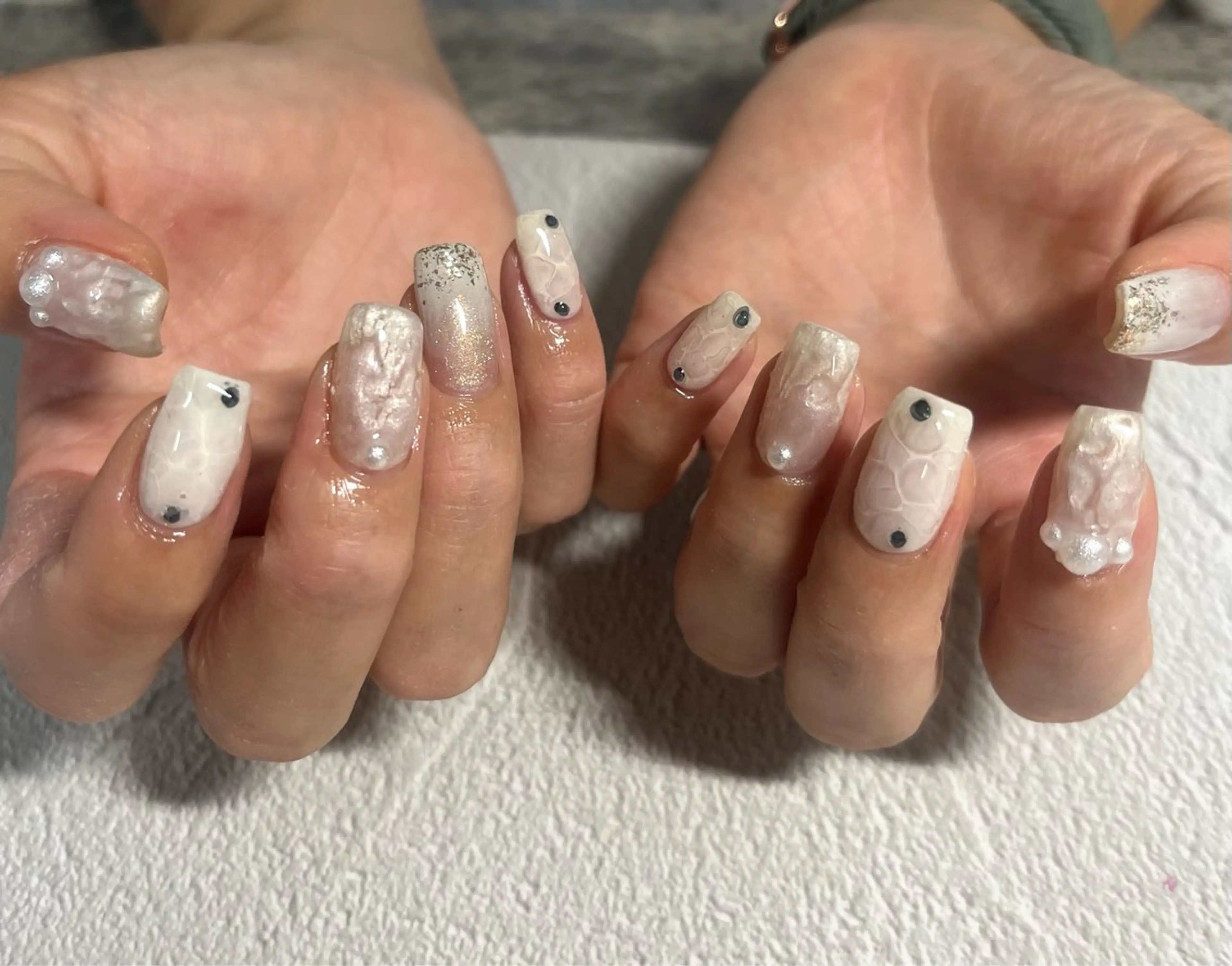 ショート 2DY NAIL SALONのネイルデザイン