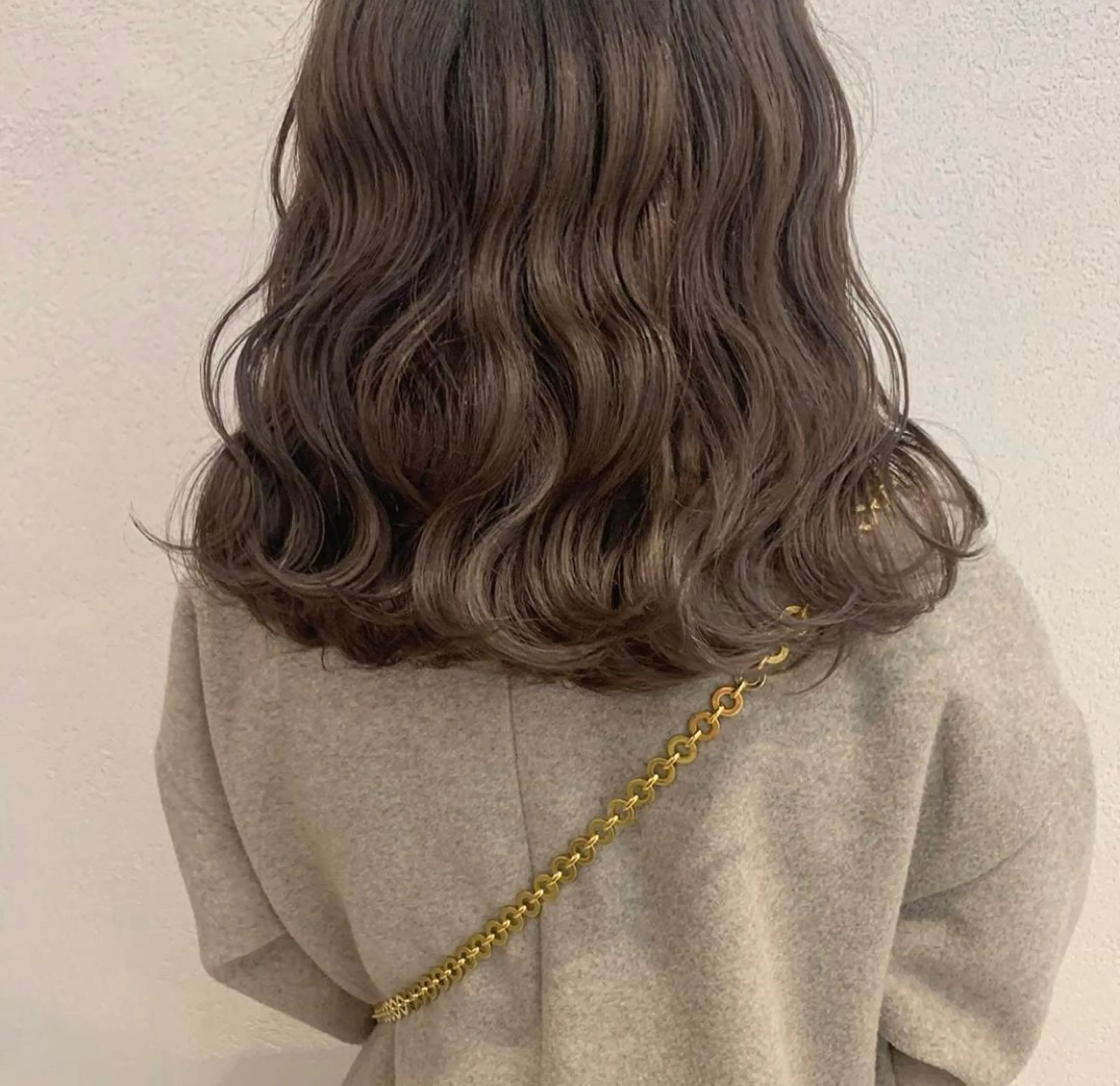 ロング カラー ベージュカラー ヘアカラー ayano /トレンドヘアのヘアスタイル