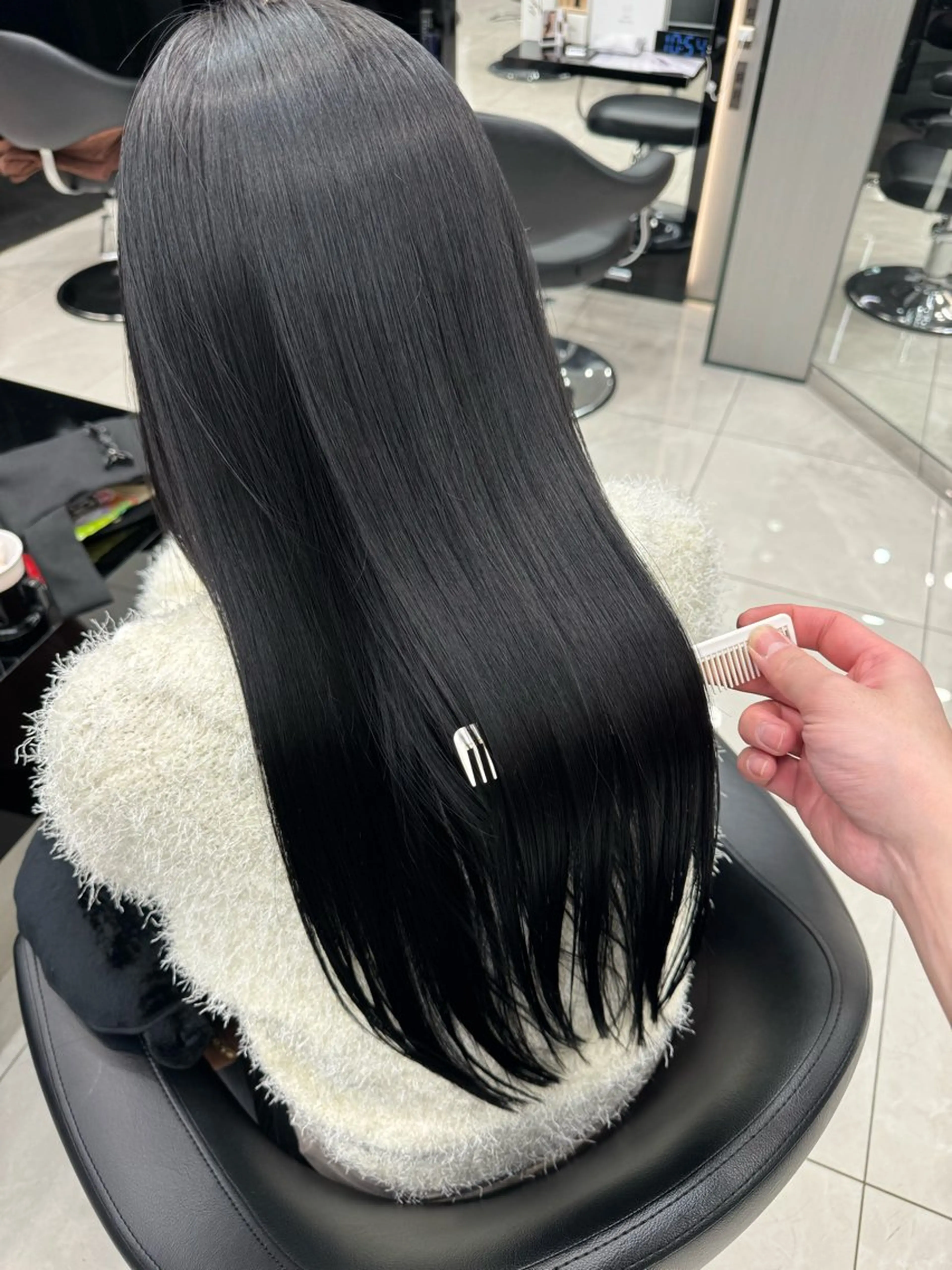 セミロング カット 縮毛矯正 トリートメント little×PORTO三宮所属・🧡/艶髪/桑原 拓也/ショート/🧡のヘアスタイル