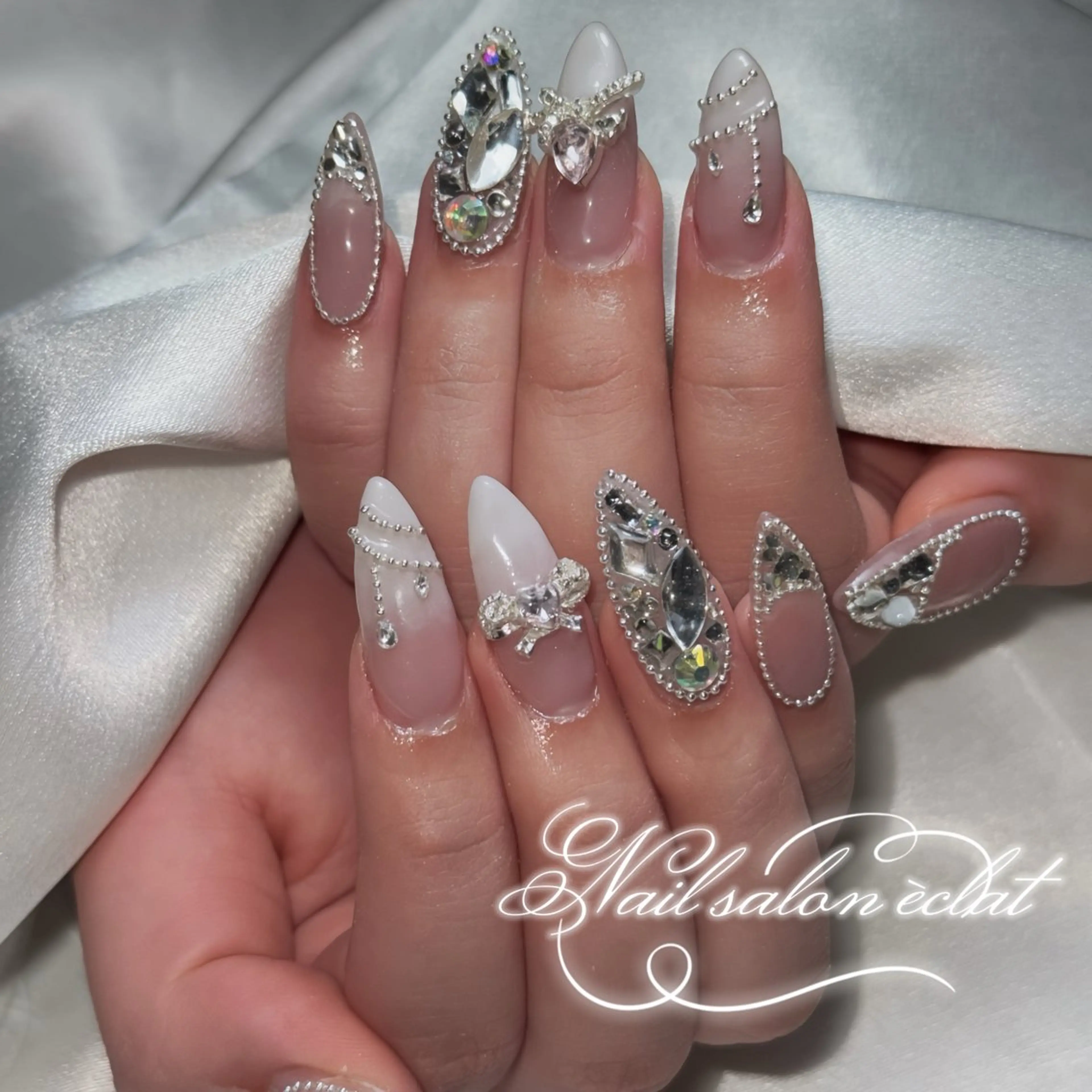 ネイル ハンドネイル éclat ⸝꙳.⋆ 栄｜矢場町のネイルデザイン