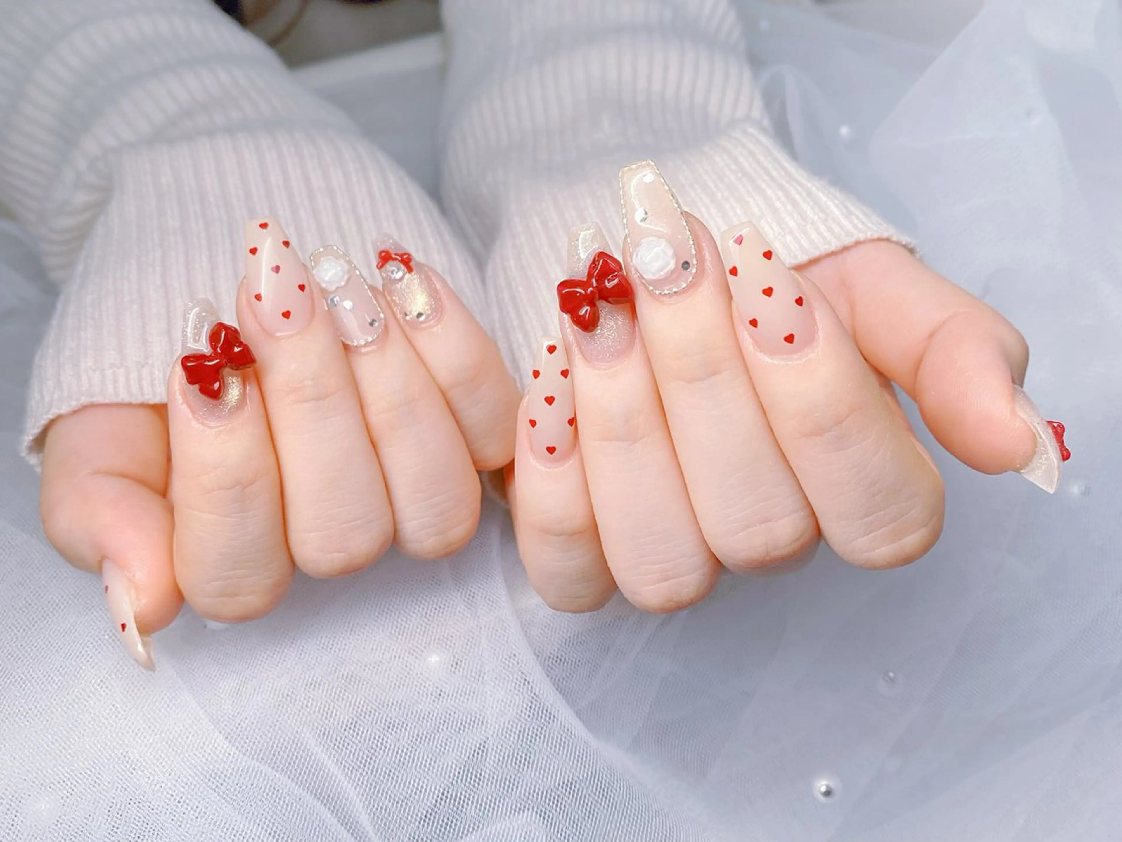 ネイル オーロラネイル ブルー チークネイル 長さ出し フットネイル ハンドネイル チップ長さ出し 専門店のネイルデザイン