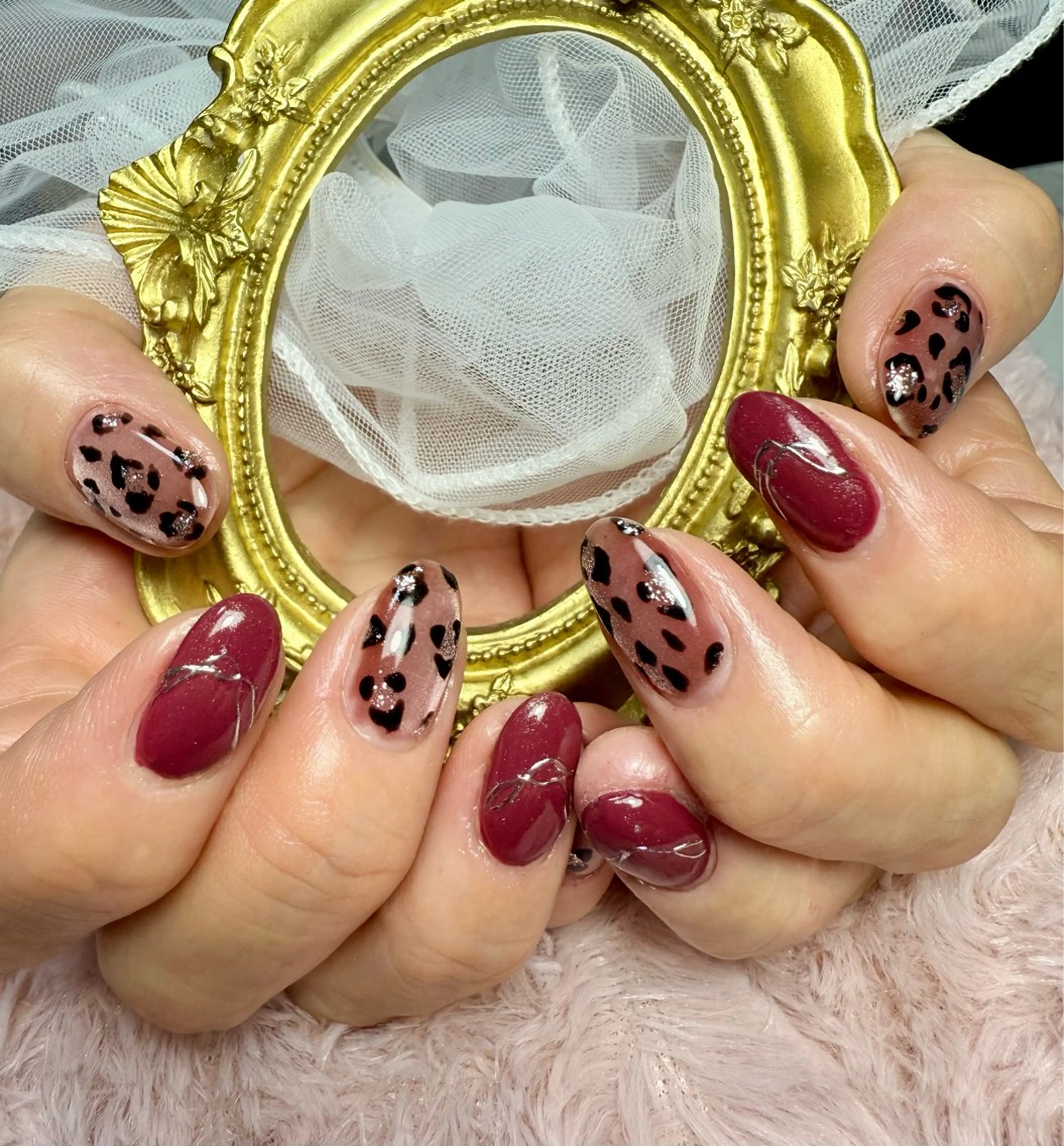 ネイル アニマル柄 アートネイル チークネイル 氷ネイル・うるうるネイル キラキラネイル M.N_ nailのネイルデザイン