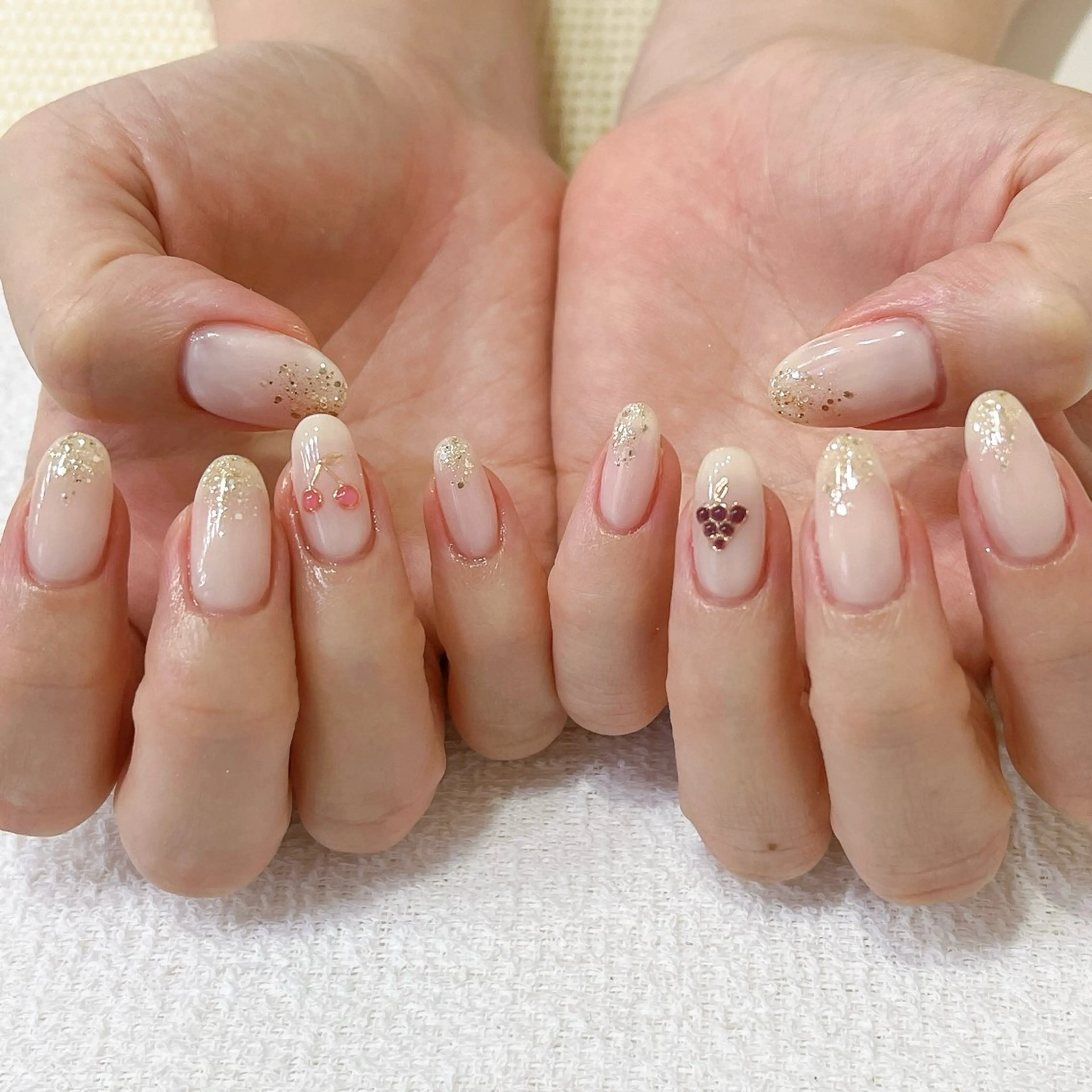 ネイル Ellenail名古屋所属・伊藤 愛のネイルデザイン