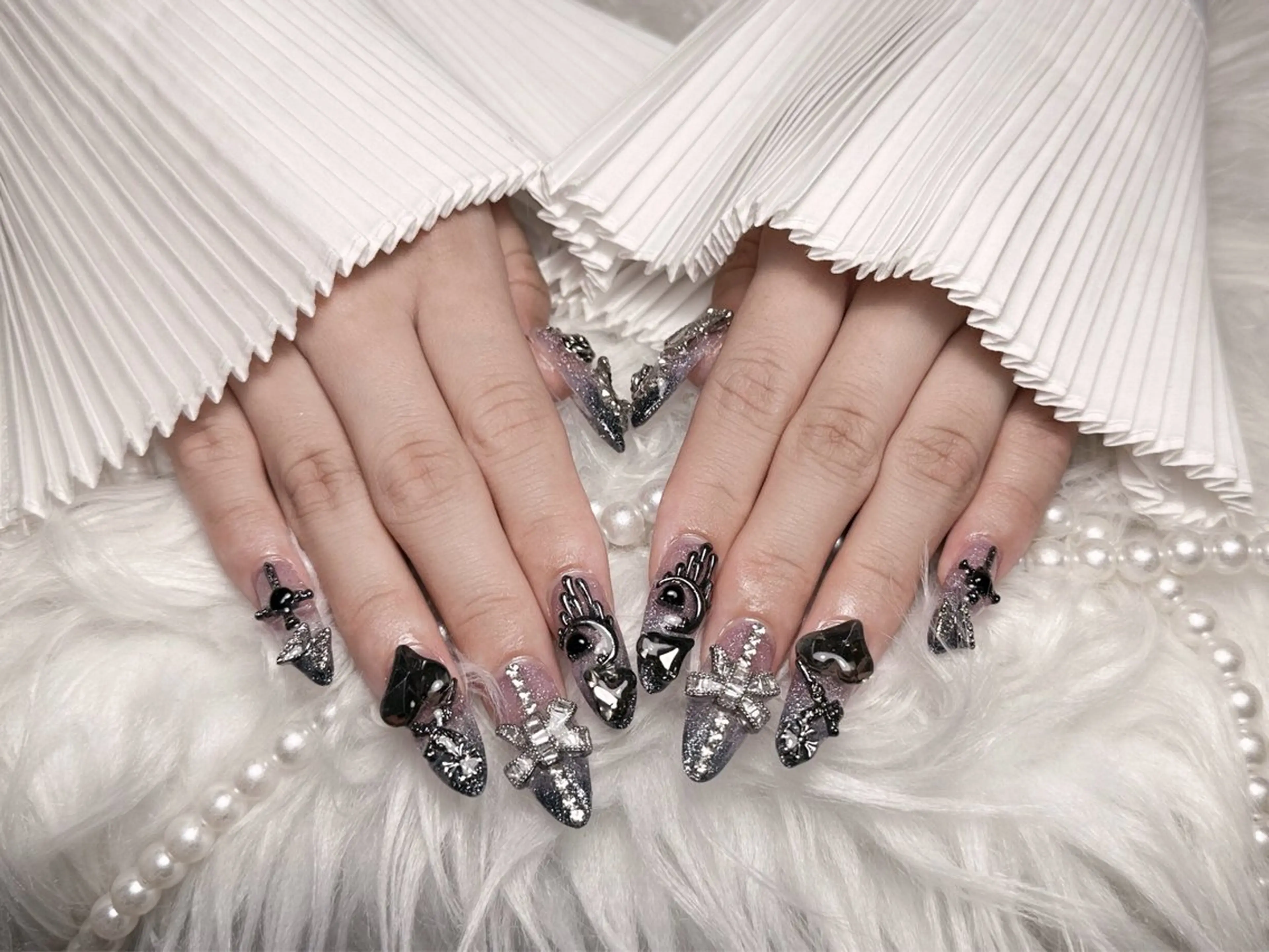 ネイル ハンドネイル ☁️Minmin Tsuki💙🩵のネイルデザイン