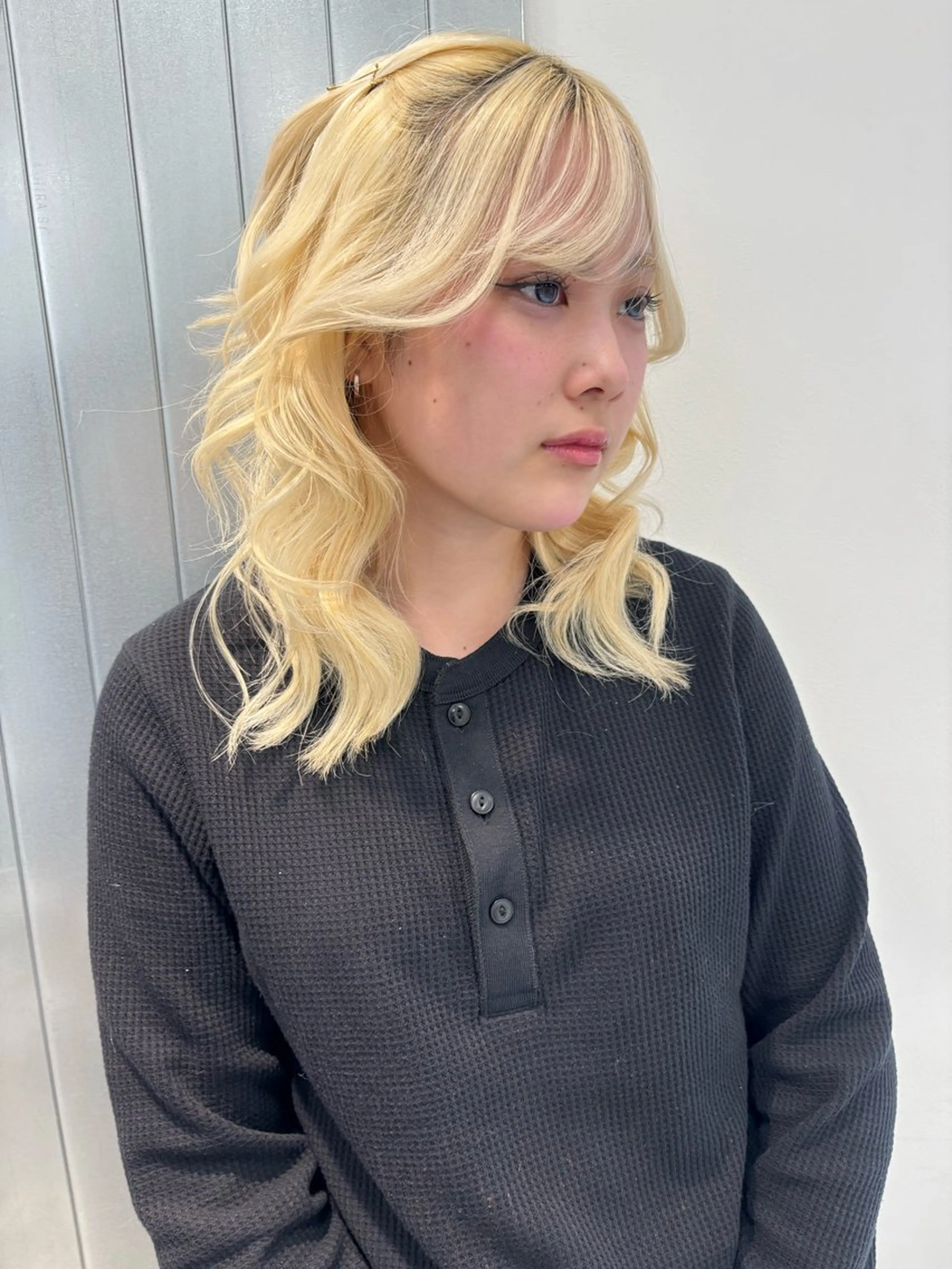 ロング カラー ブリーチ/ハイトーン /レイヤーのヘアスタイル