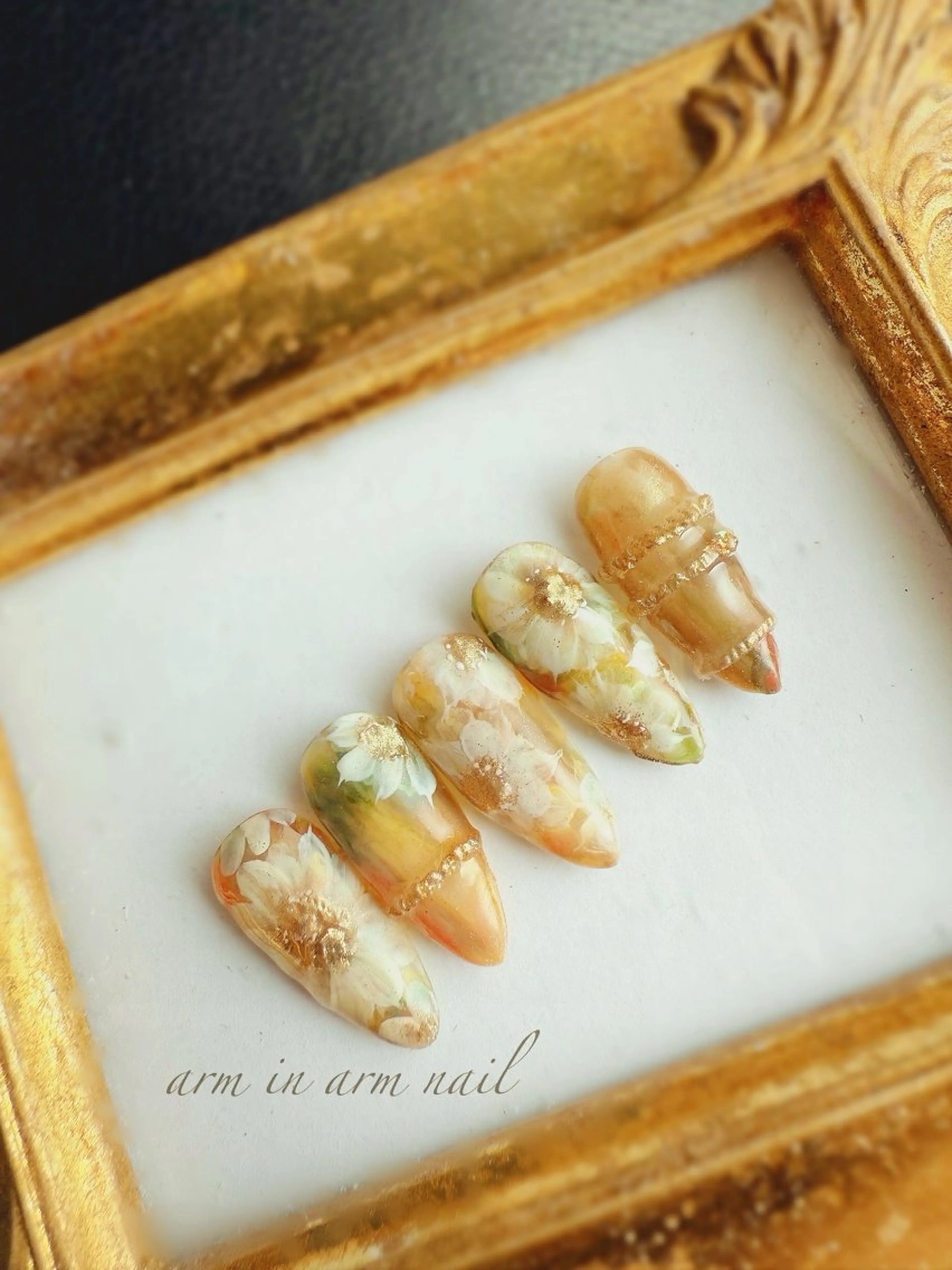 ネイル arm in arm ︎✿Yamamotoのマツエク・マツパデザイン