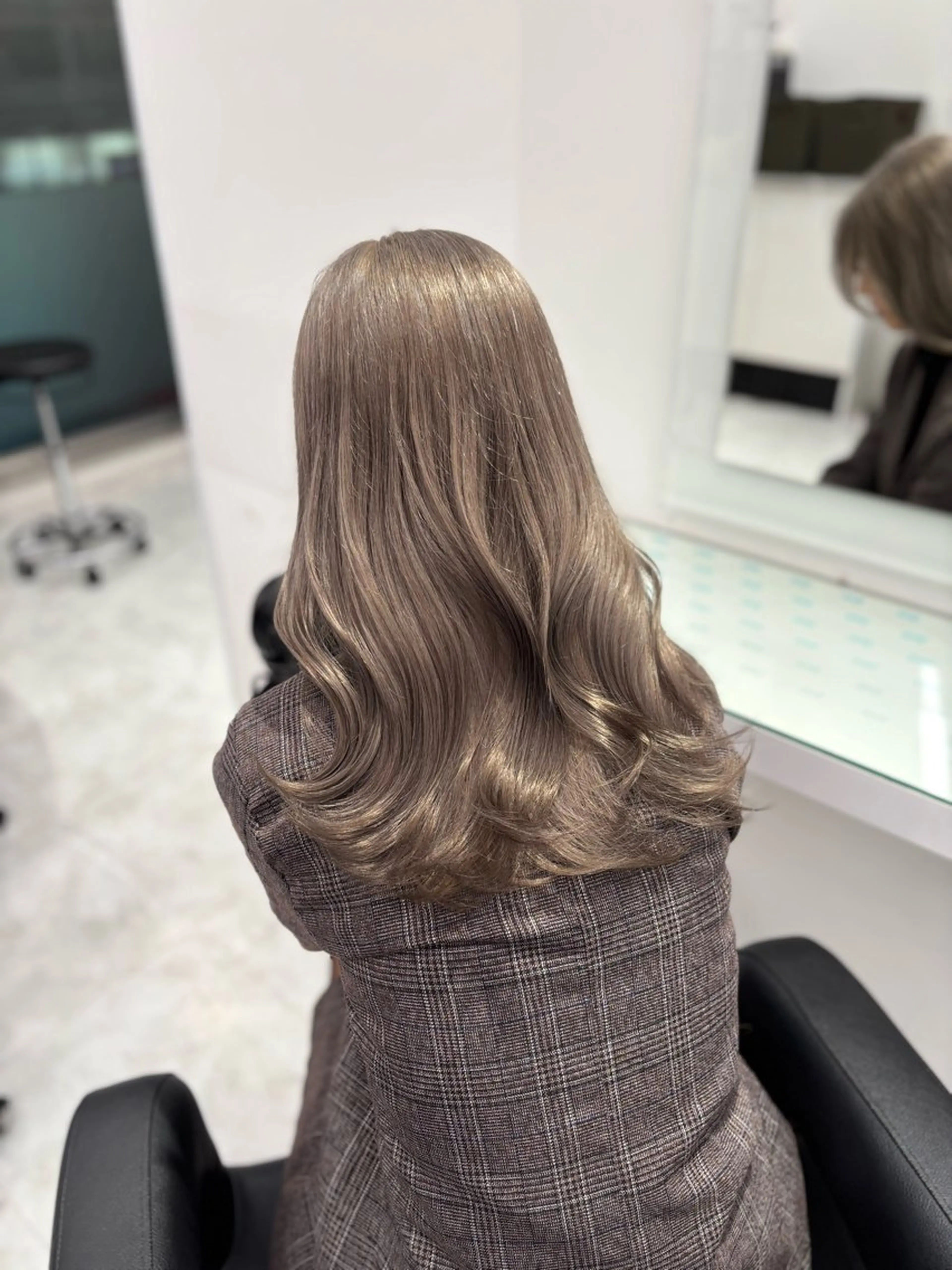 セミロング カラー パーマ ヘアアレンジ メンズ ヘアカラー ♡ 𝐑𝐈𝐎♡のヘアスタイル