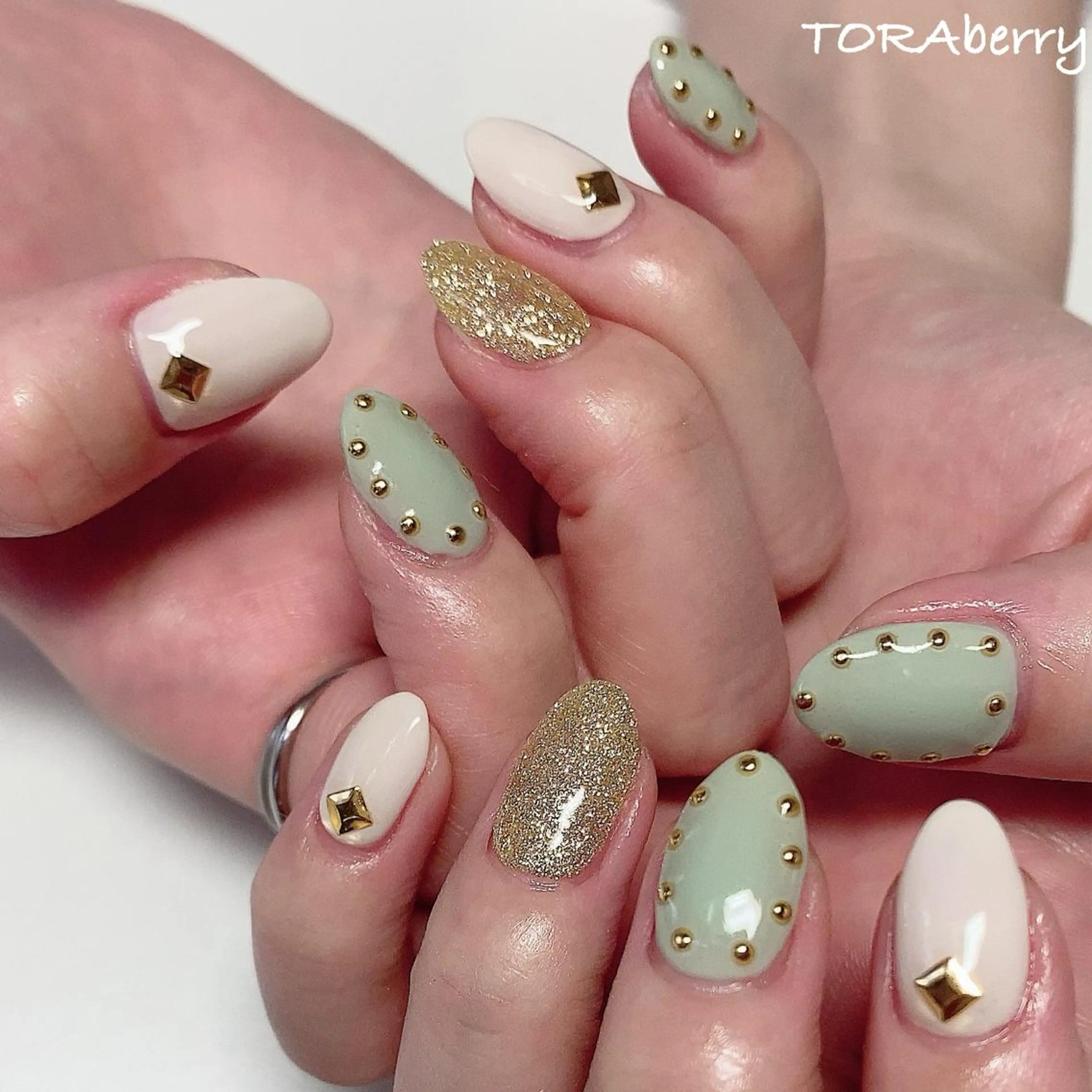 ネイル ハンドネイル ネイリスト なつみのネイルデザイン