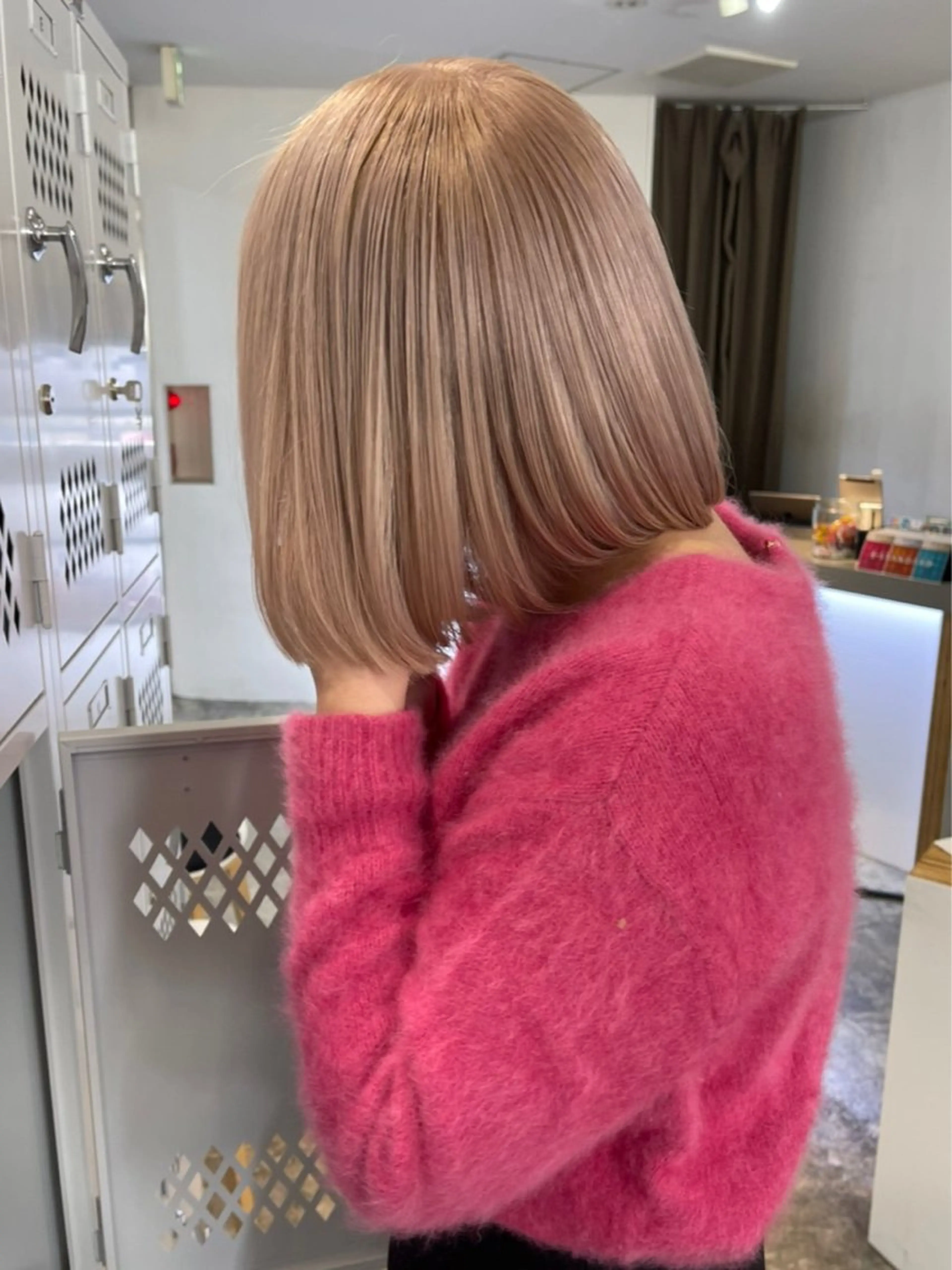 ミディアム カラー fifth 清水睦月のヘアスタイル