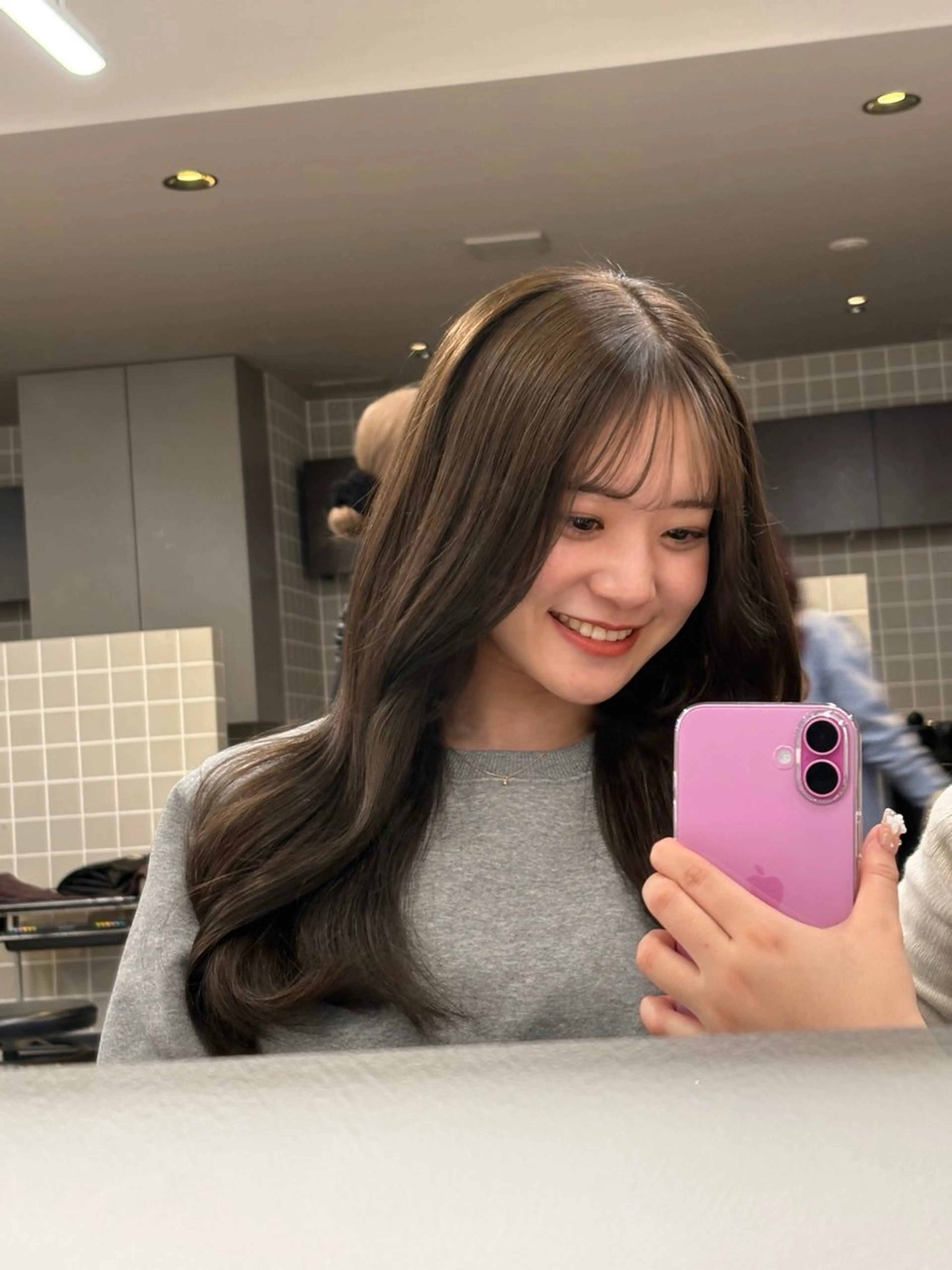 カラー ヘアカラー トリートメント 透明感ベージュ🤎 ナチュラルレイヤーのヘアスタイル